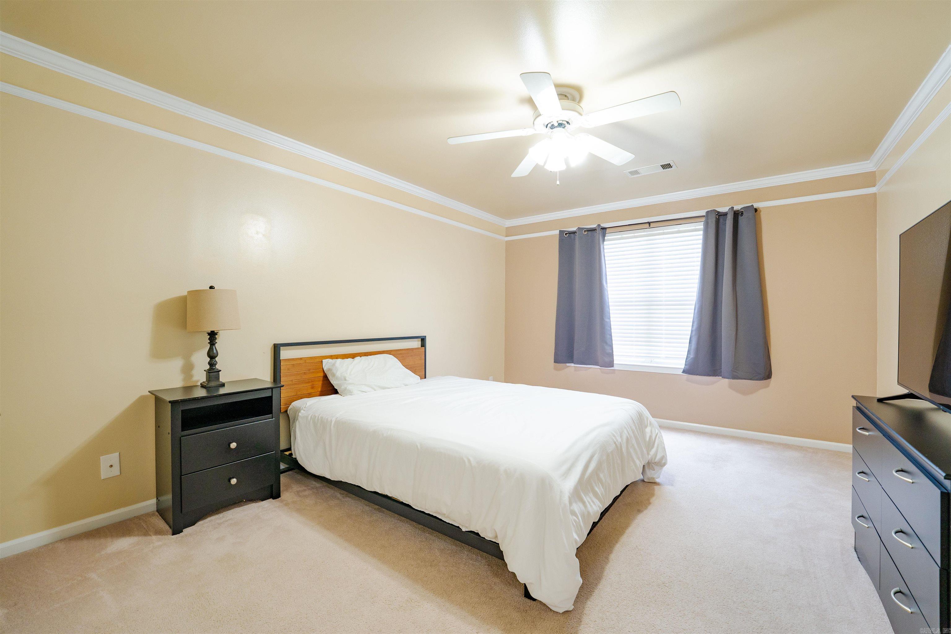 FOXWOOD J - Residential