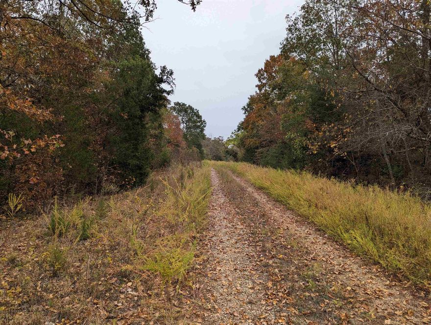VACANT ACREAGE IN SHARP COUNTY ARKANSAS This tract of land is mostly wooded and is located in the Poughkeepsie community of Sharp County. The property is near the towns of Ash Flat and Batesville as well as the Strawberry River and White River. It consists of 9 acres more or less. There is gravel county road frontage and electricity is available. This would make a great small hunting tract or off grid property. Build your cabin and have privacy!