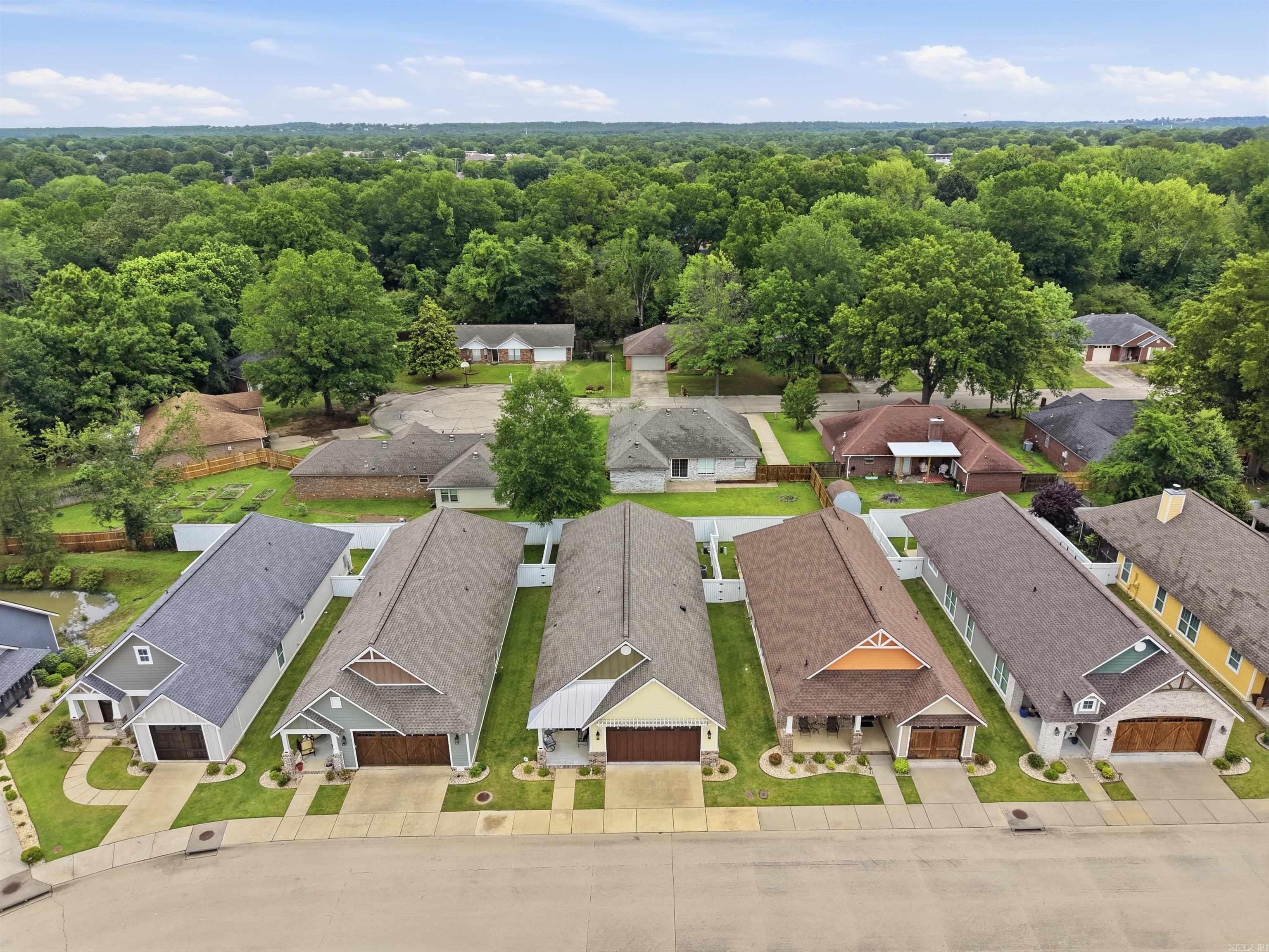 HOMES OF STONEBROOK COVE (THE) - Residential