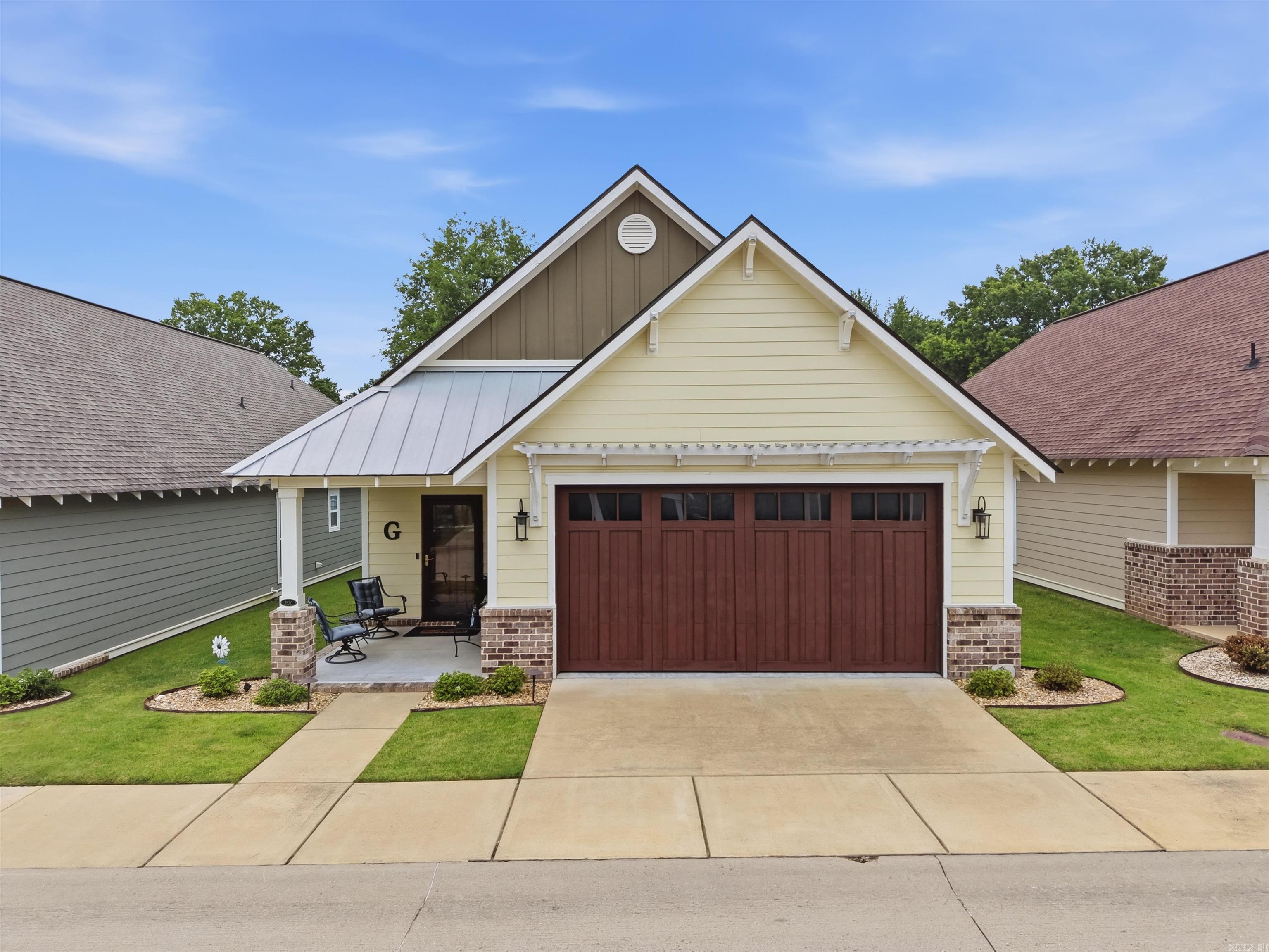 HOMES OF STONEBROOK COVE (THE) - Residential