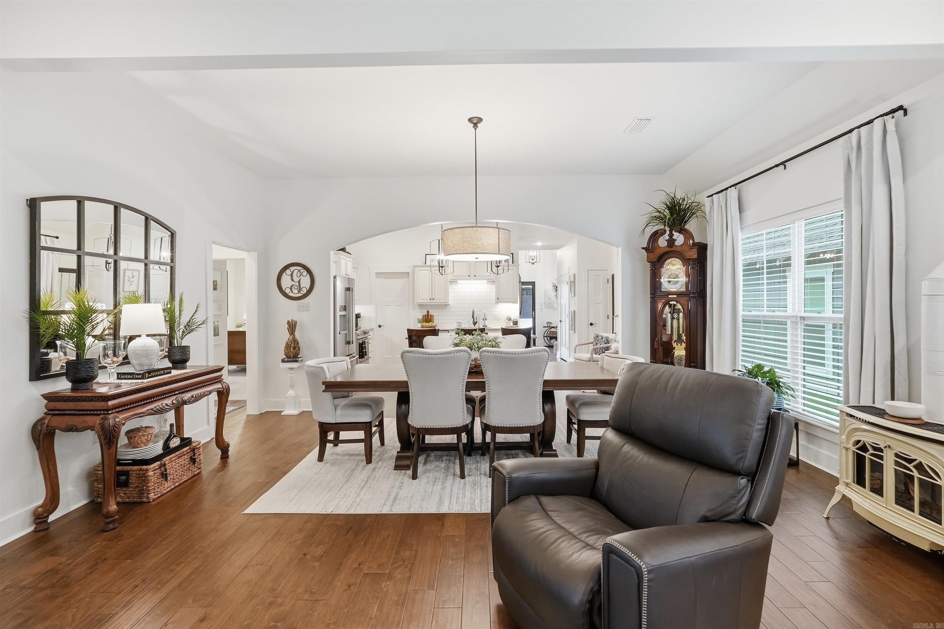 HOMES OF STONEBROOK COVE (THE) - Residential