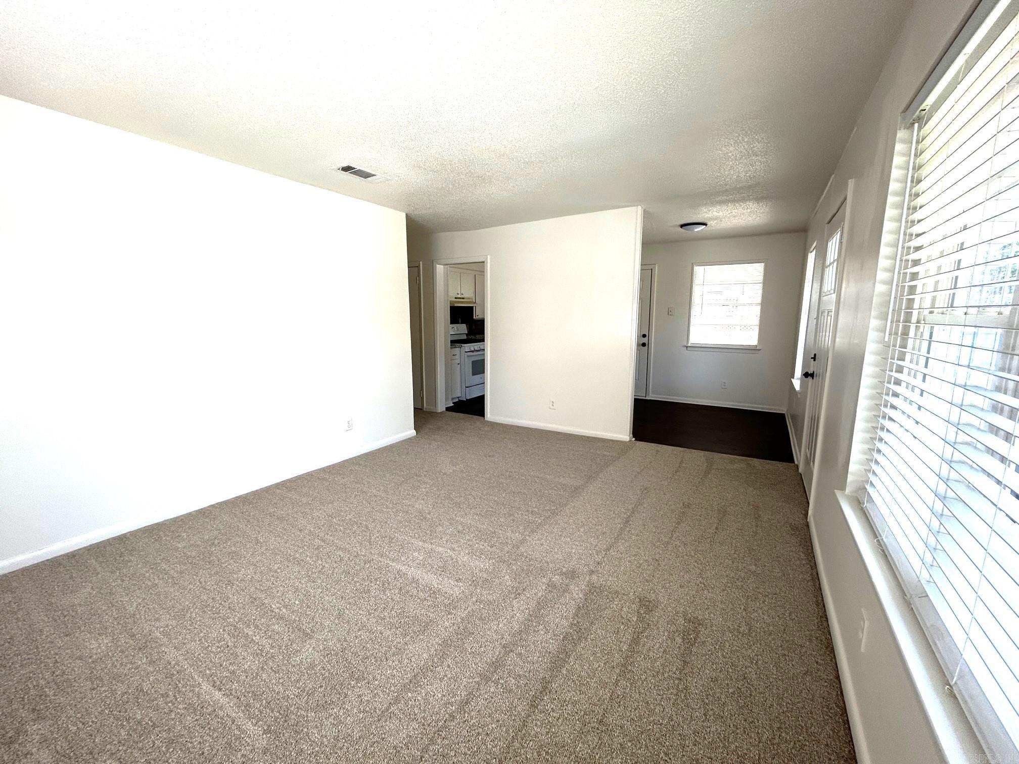 BARROW JOHN - Residential