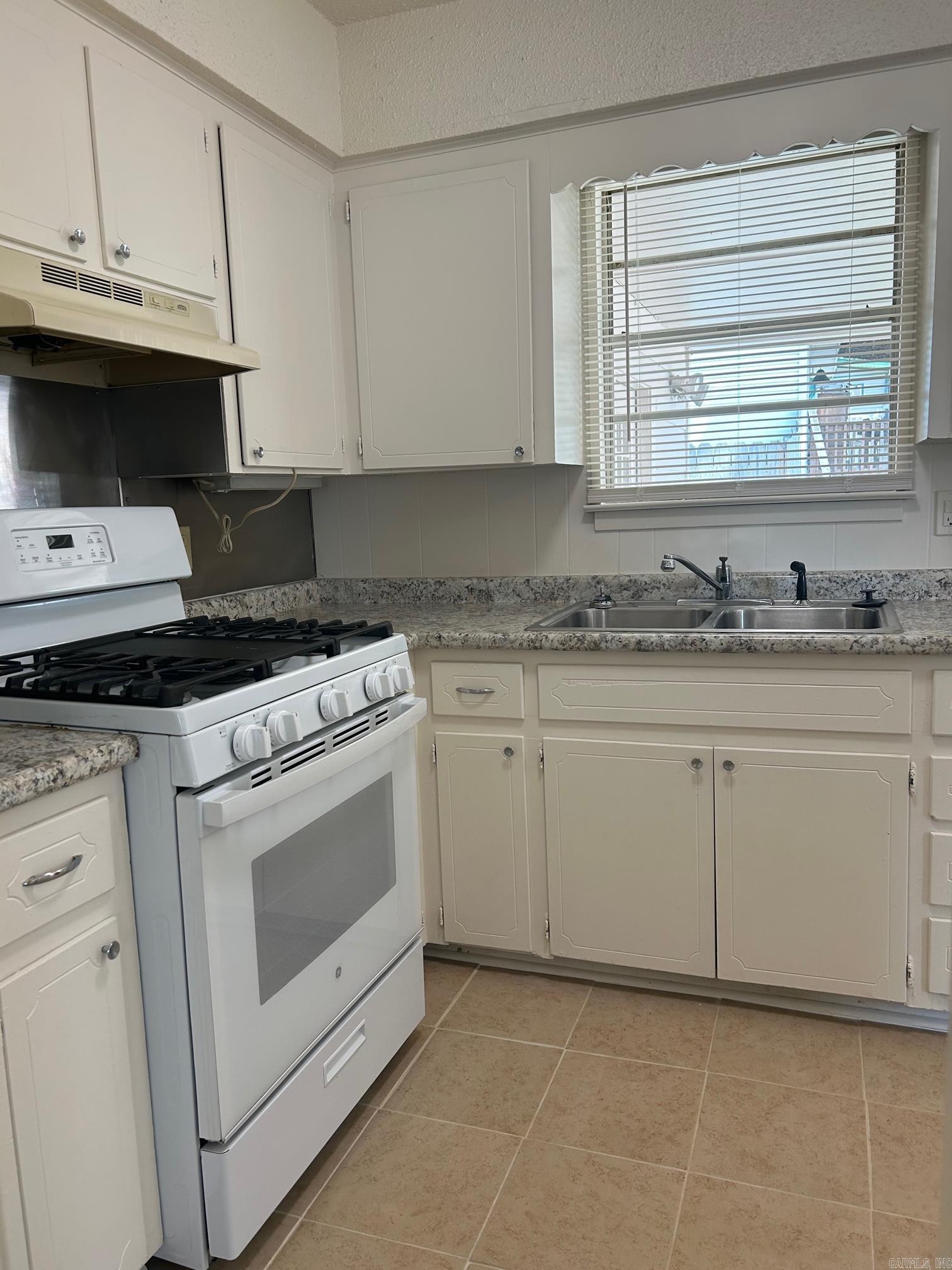 BARROW JOHN - Residential