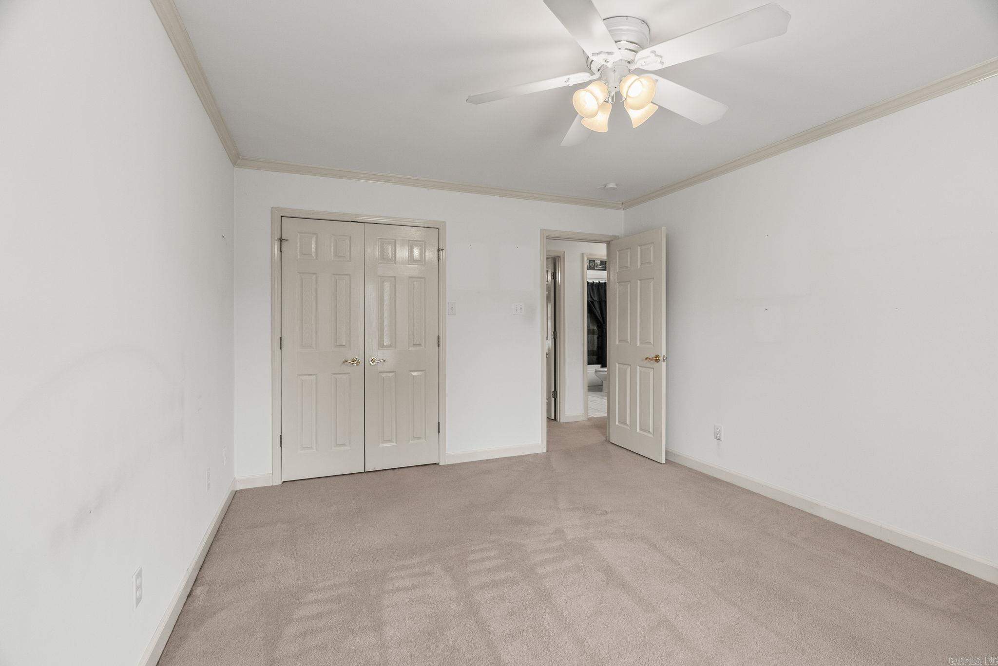 COUNTRY CLUB OF ARK THE - Residential