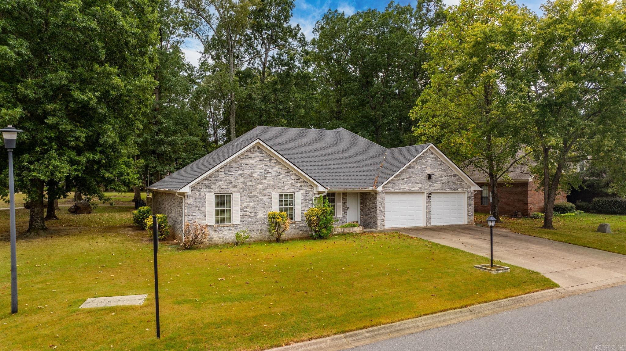 COUNTRY CLUB OF ARK THE - Residential