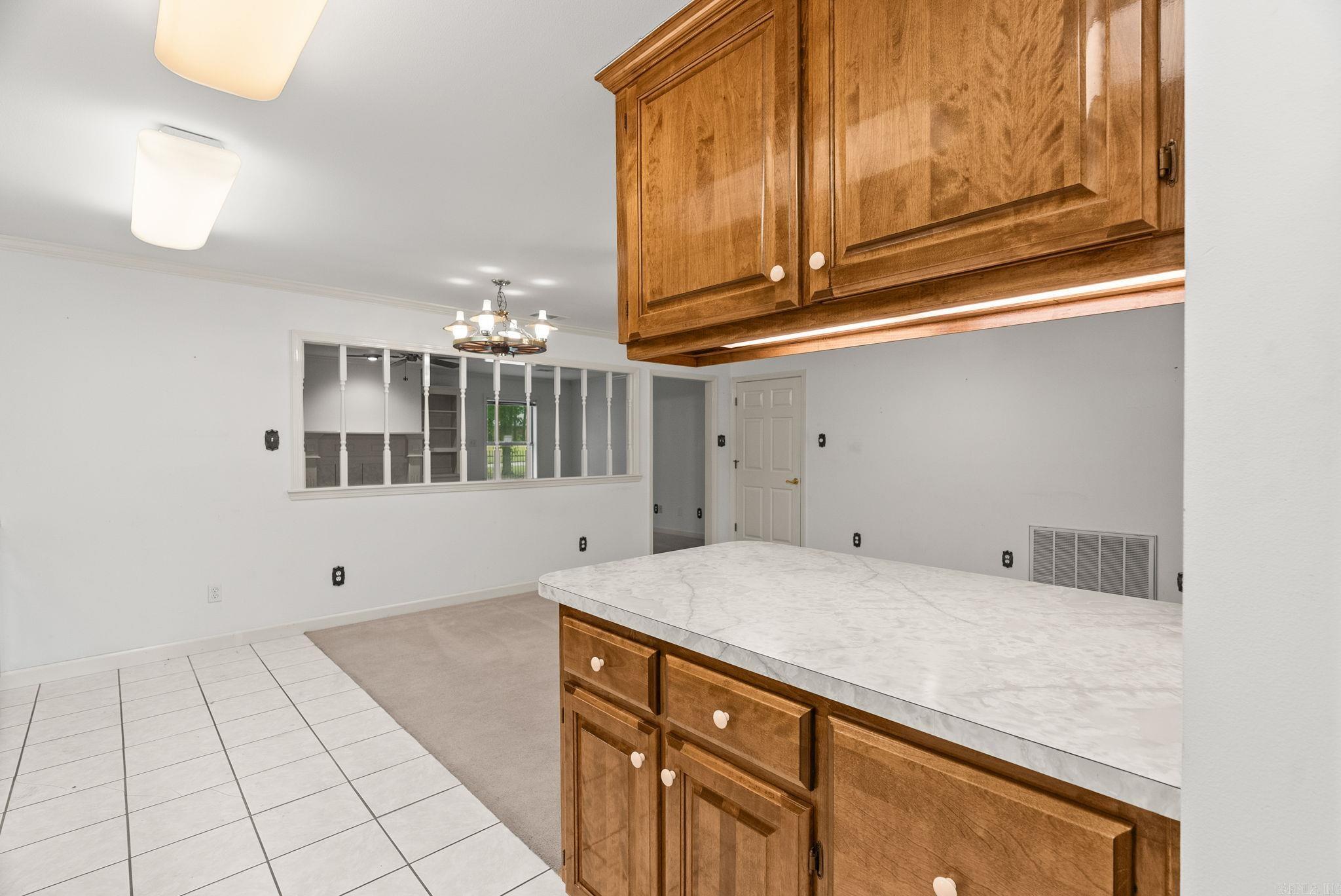 COUNTRY CLUB OF ARK THE - Residential