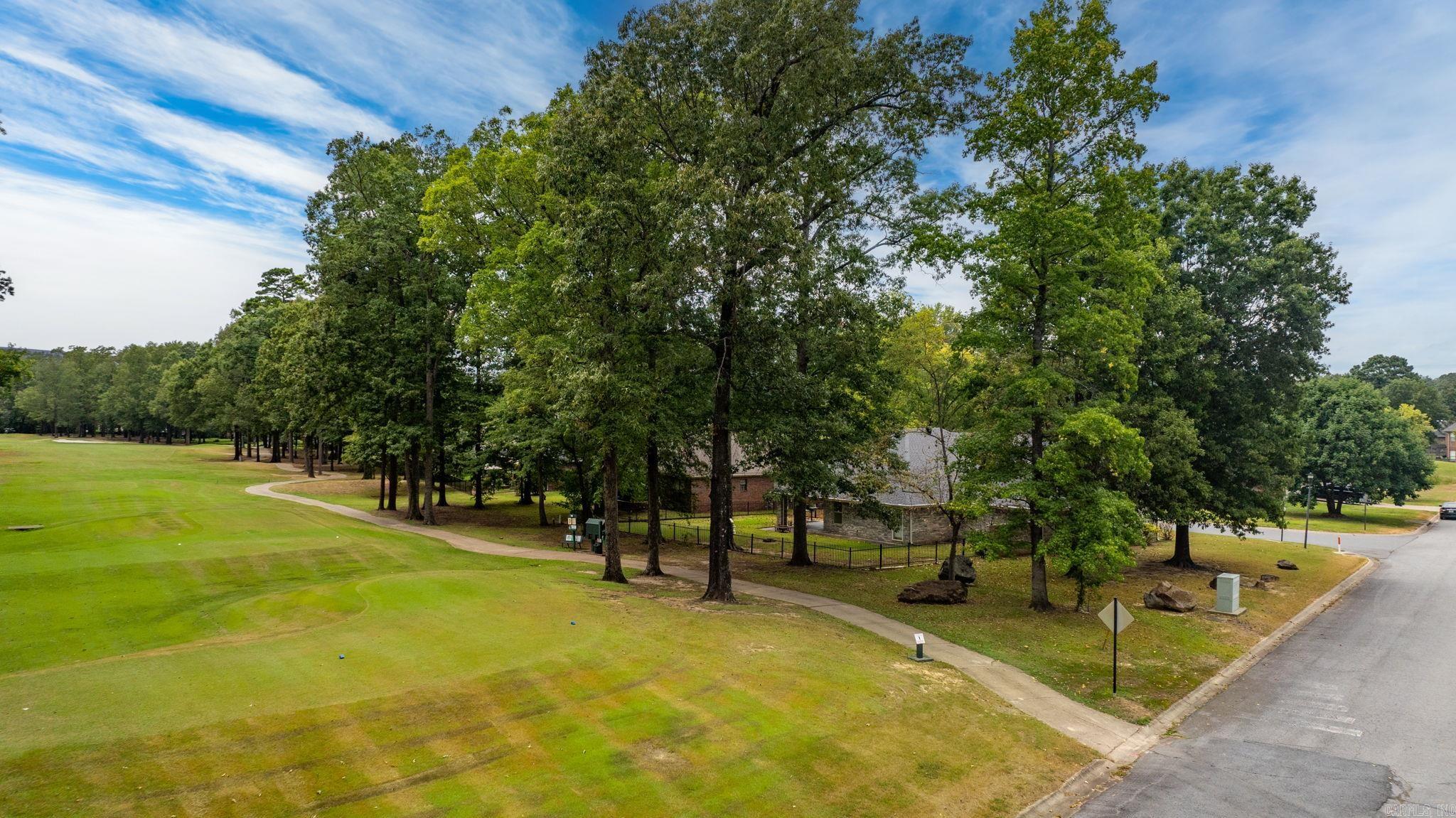 COUNTRY CLUB OF ARK THE - Residential