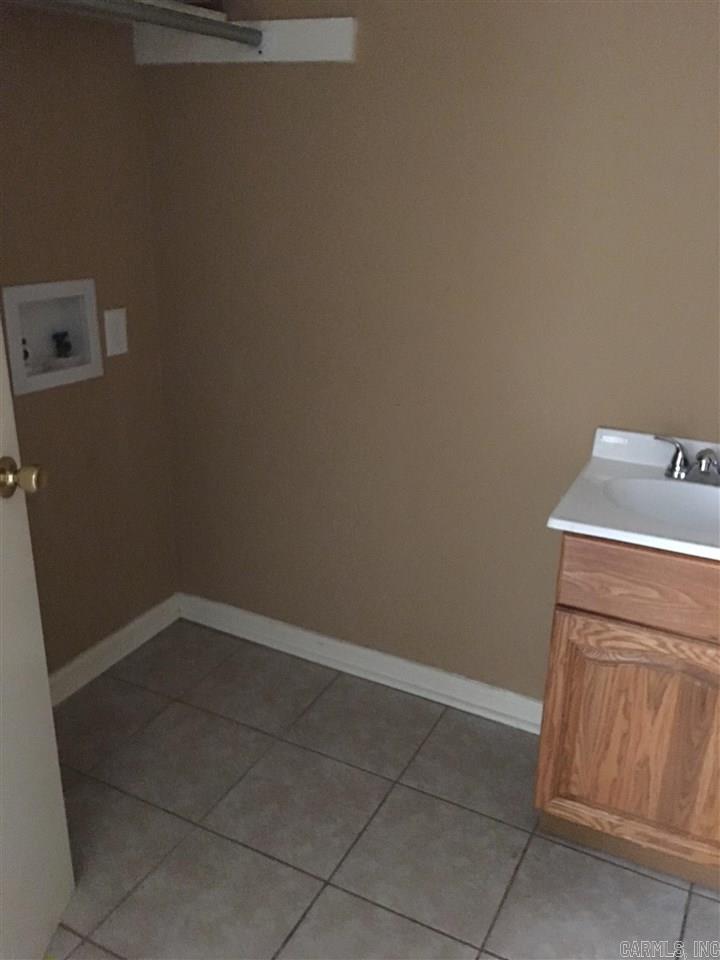 Geyer Springs - Residential Lease