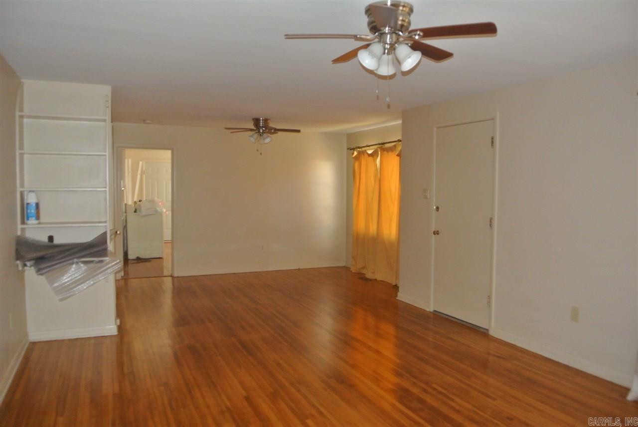 1N-12-08 - Residential Lease