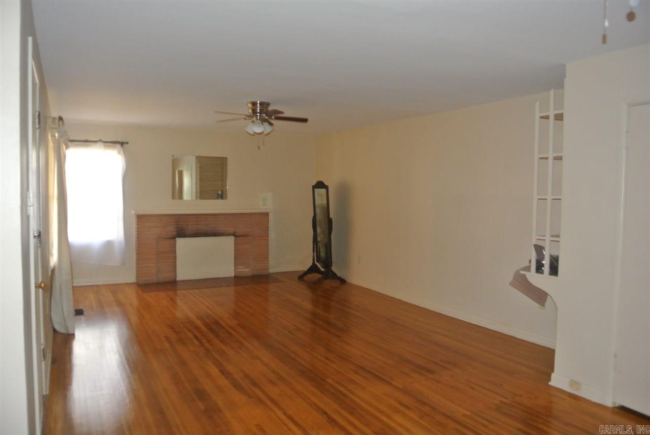 1N-12-08 - Residential Lease