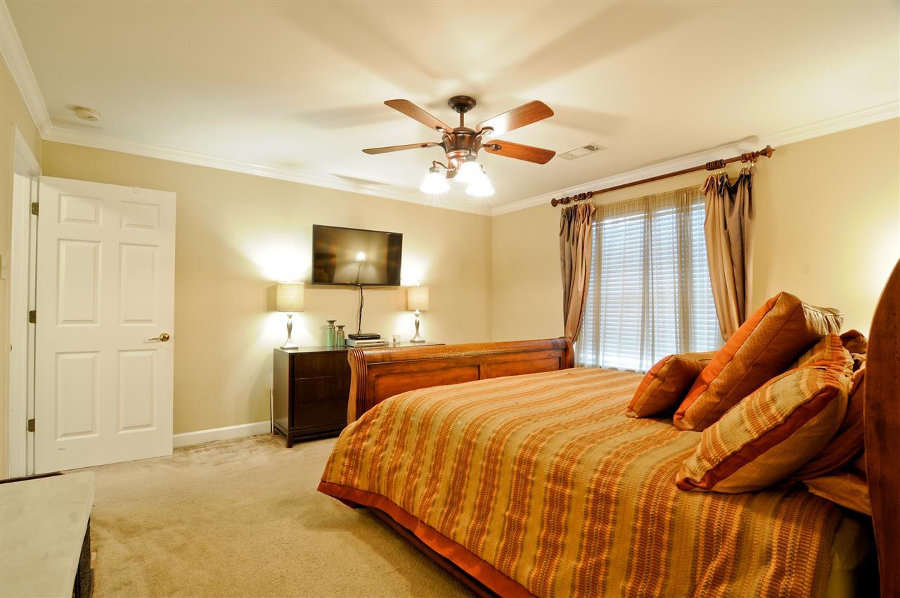 Twin Lakes - Residential