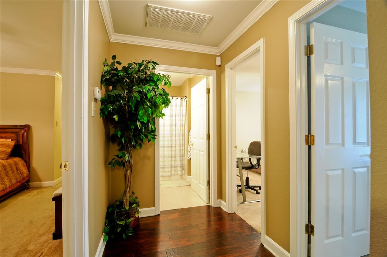 Twin Lakes - Residential