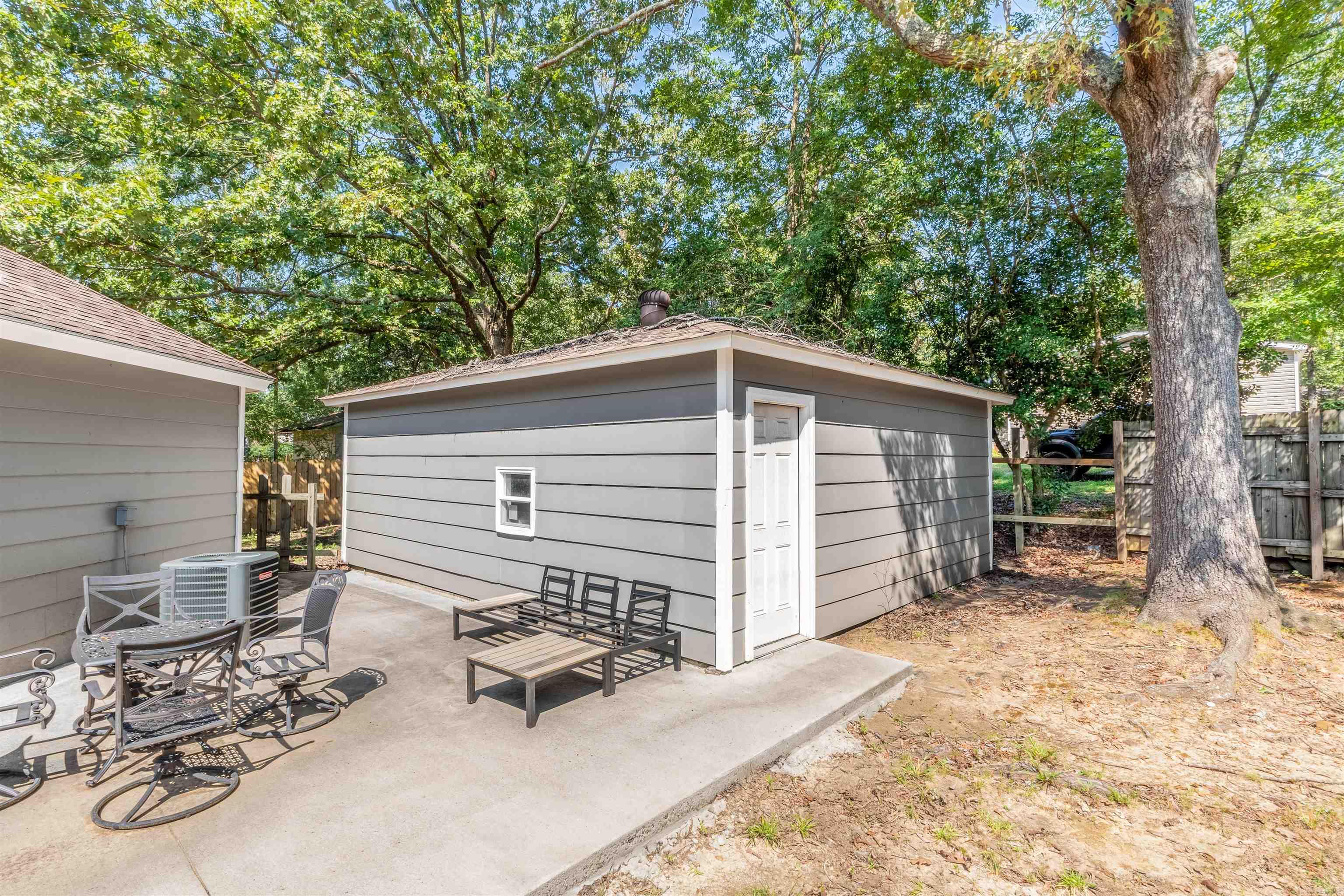 OAKMONT - Residential