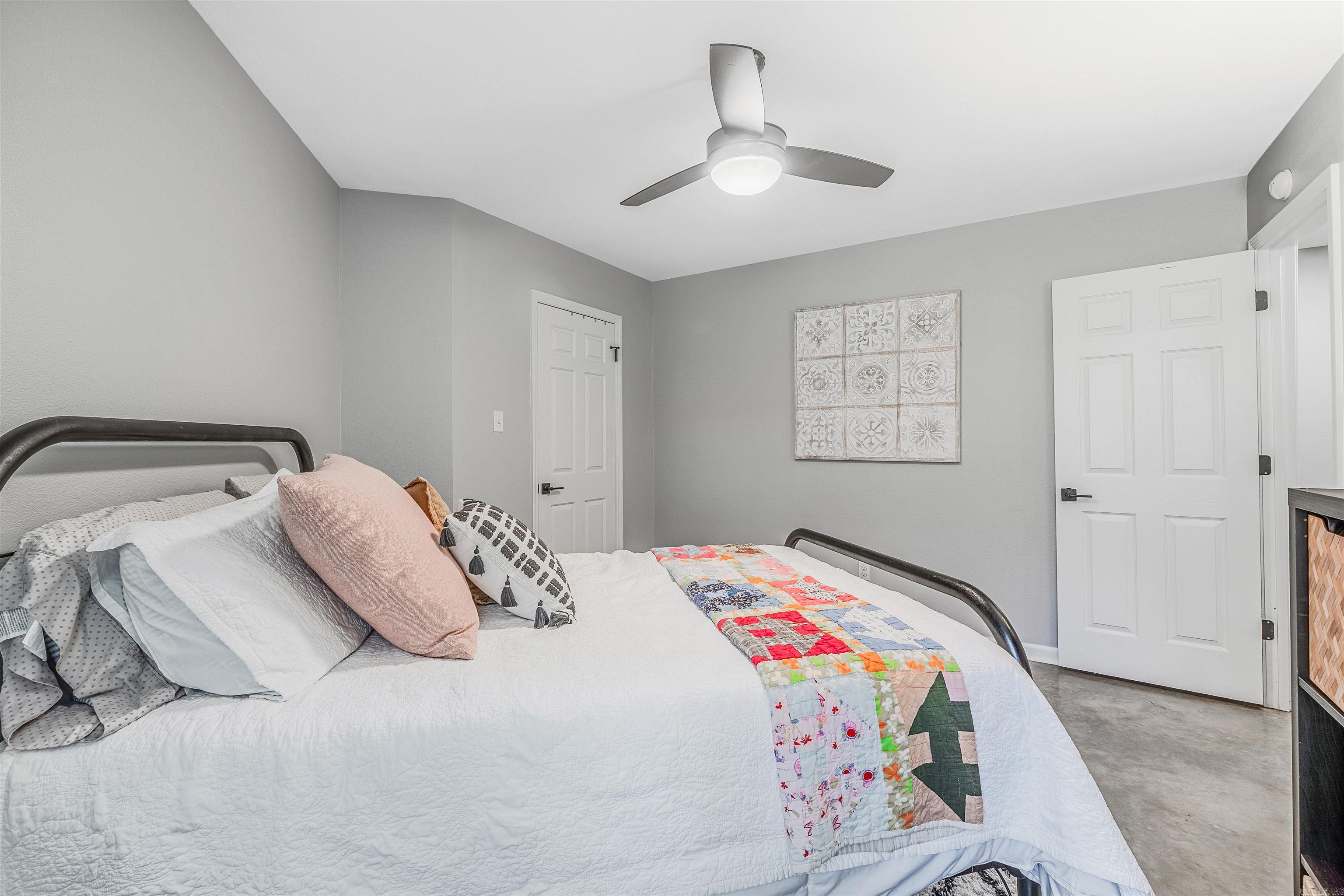 OAKMONT - Residential