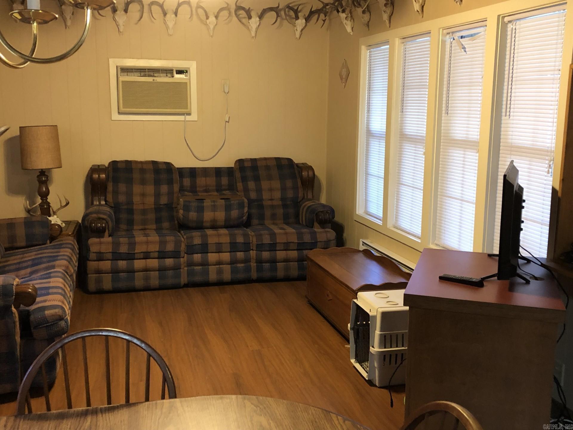 LAKESIDE EST SEC 1 WOL - Residential