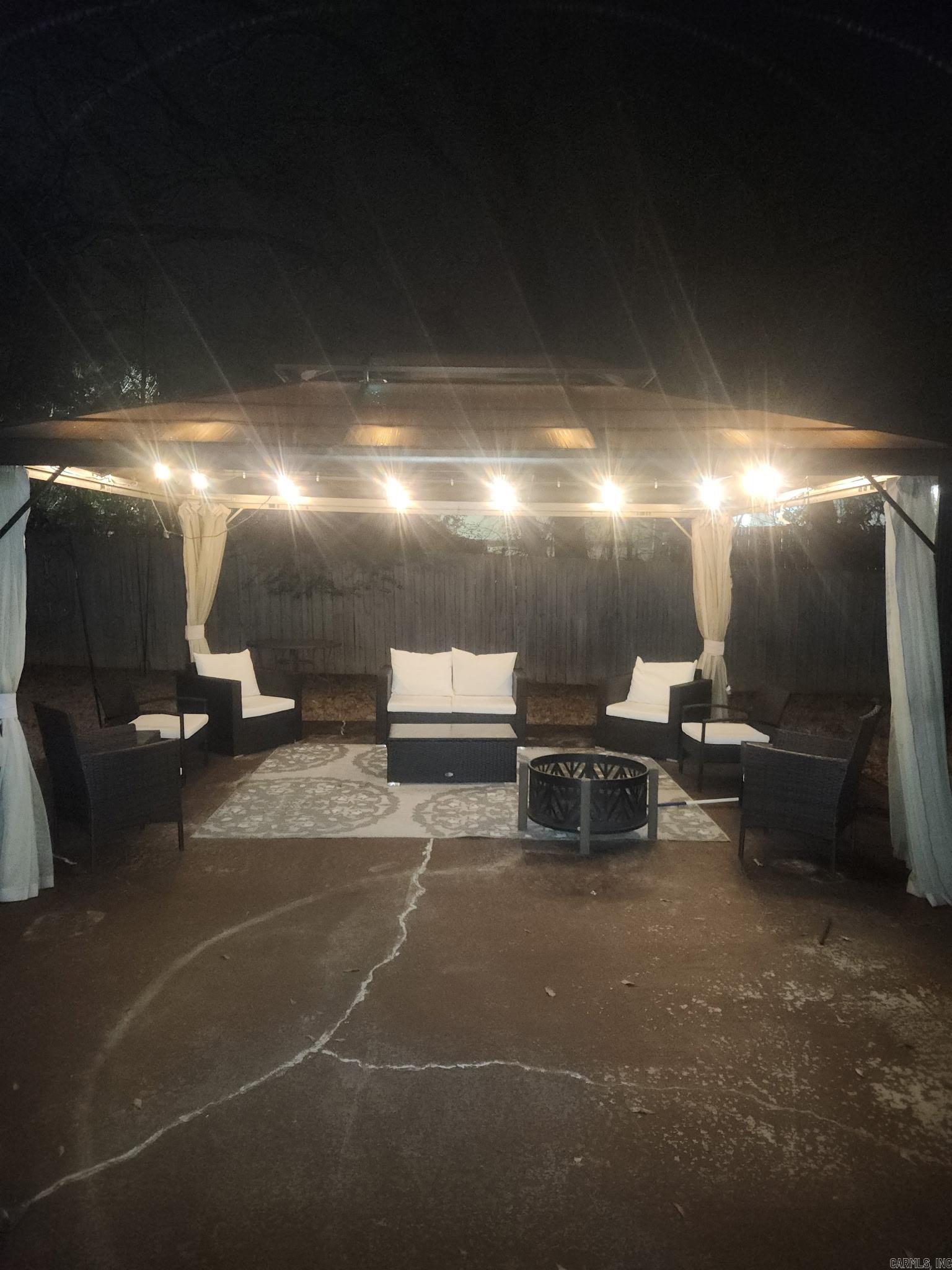 AUSTIN LAKES ON THE BAY ADDN - Residential