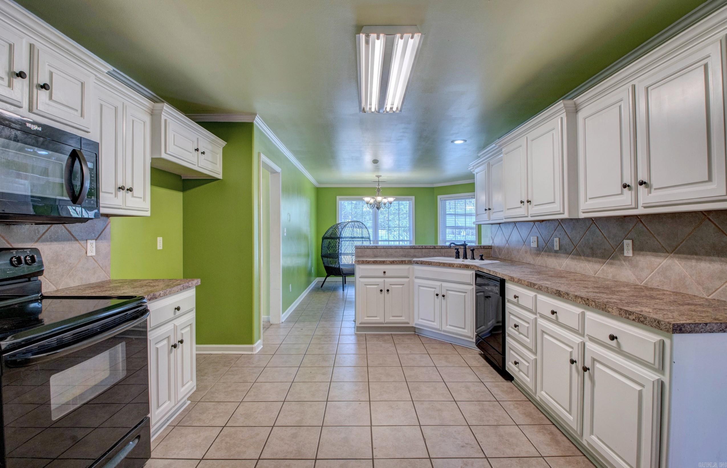 AUSTIN LAKES ON THE BAY ADDN - Residential