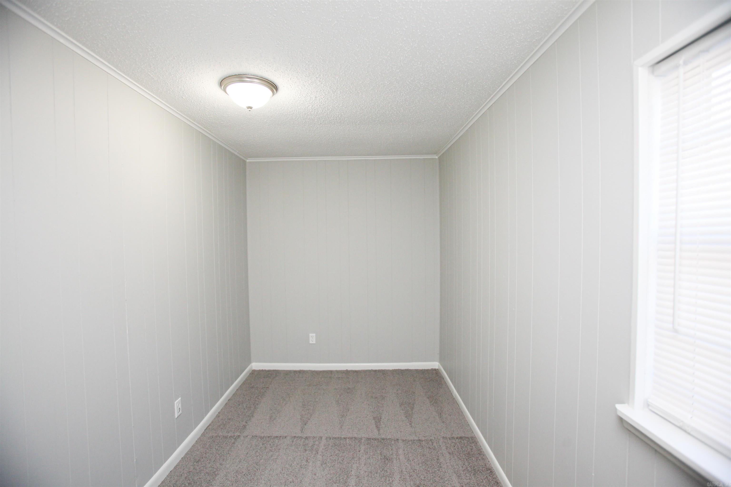 Barrow John 6L - Residential Lease