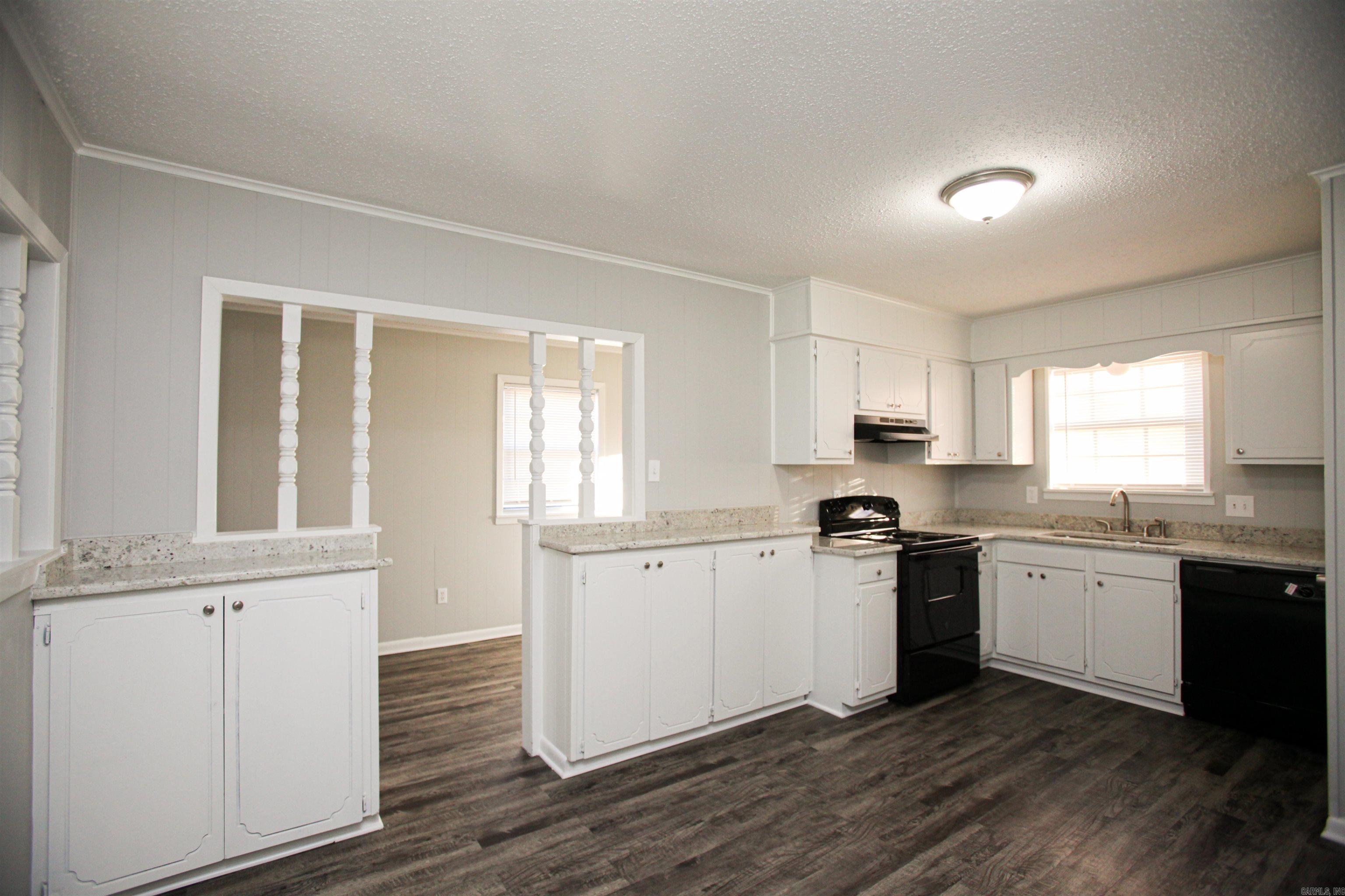 Barrow John 6L - Residential Lease