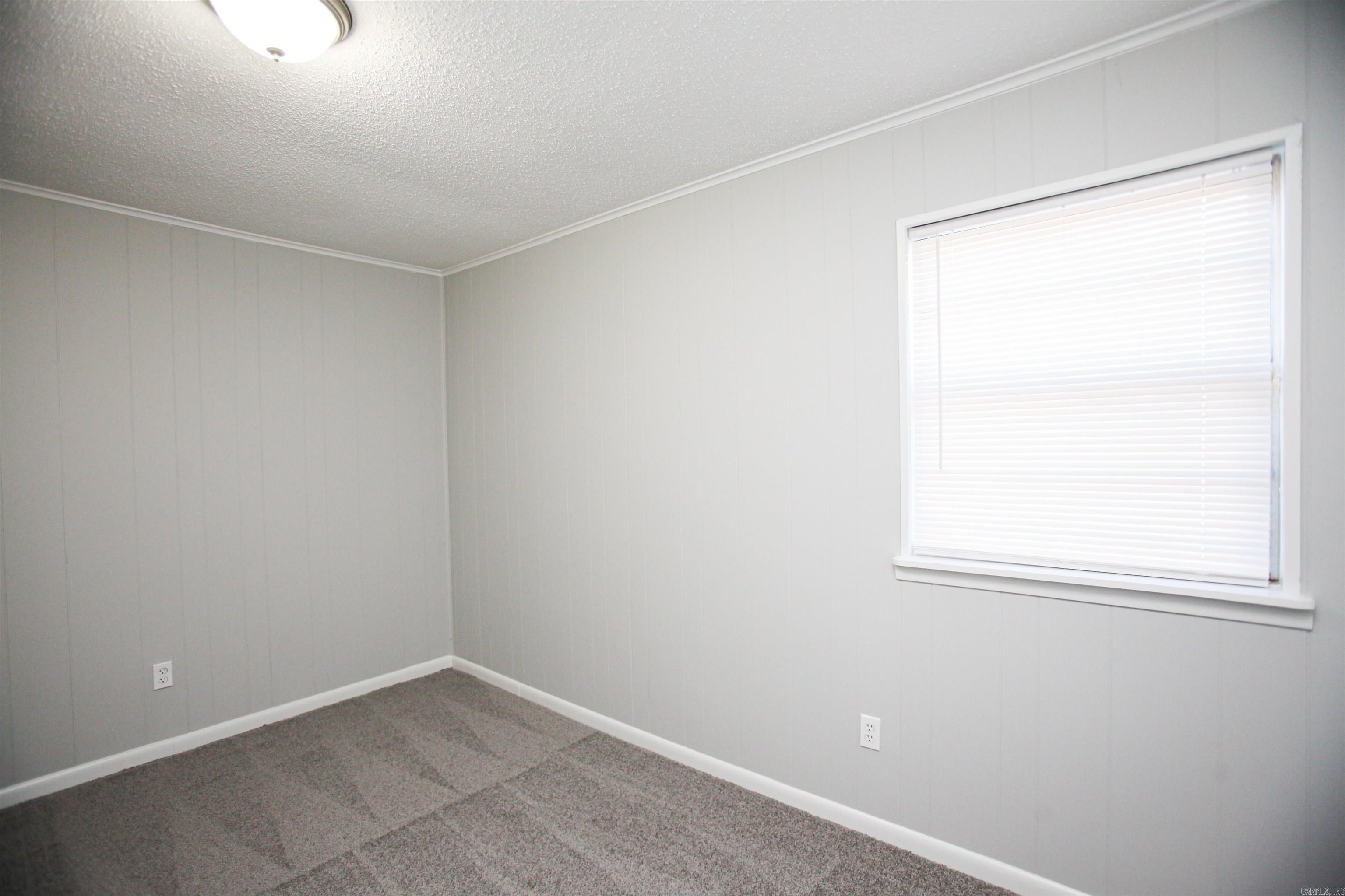 Barrow John 6L - Residential Lease