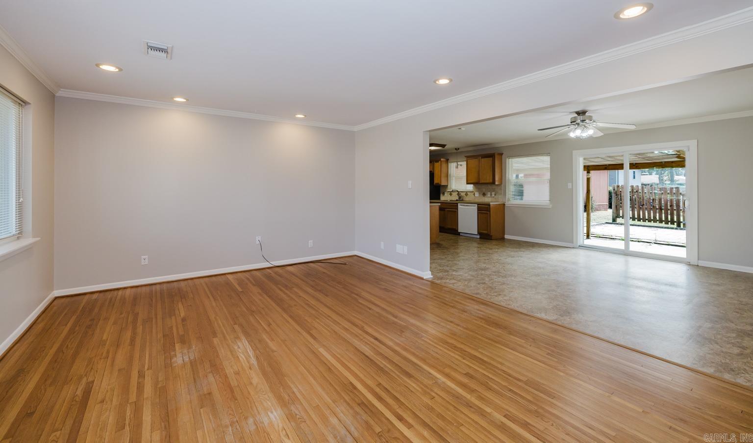 BRIARWOOD - Residential