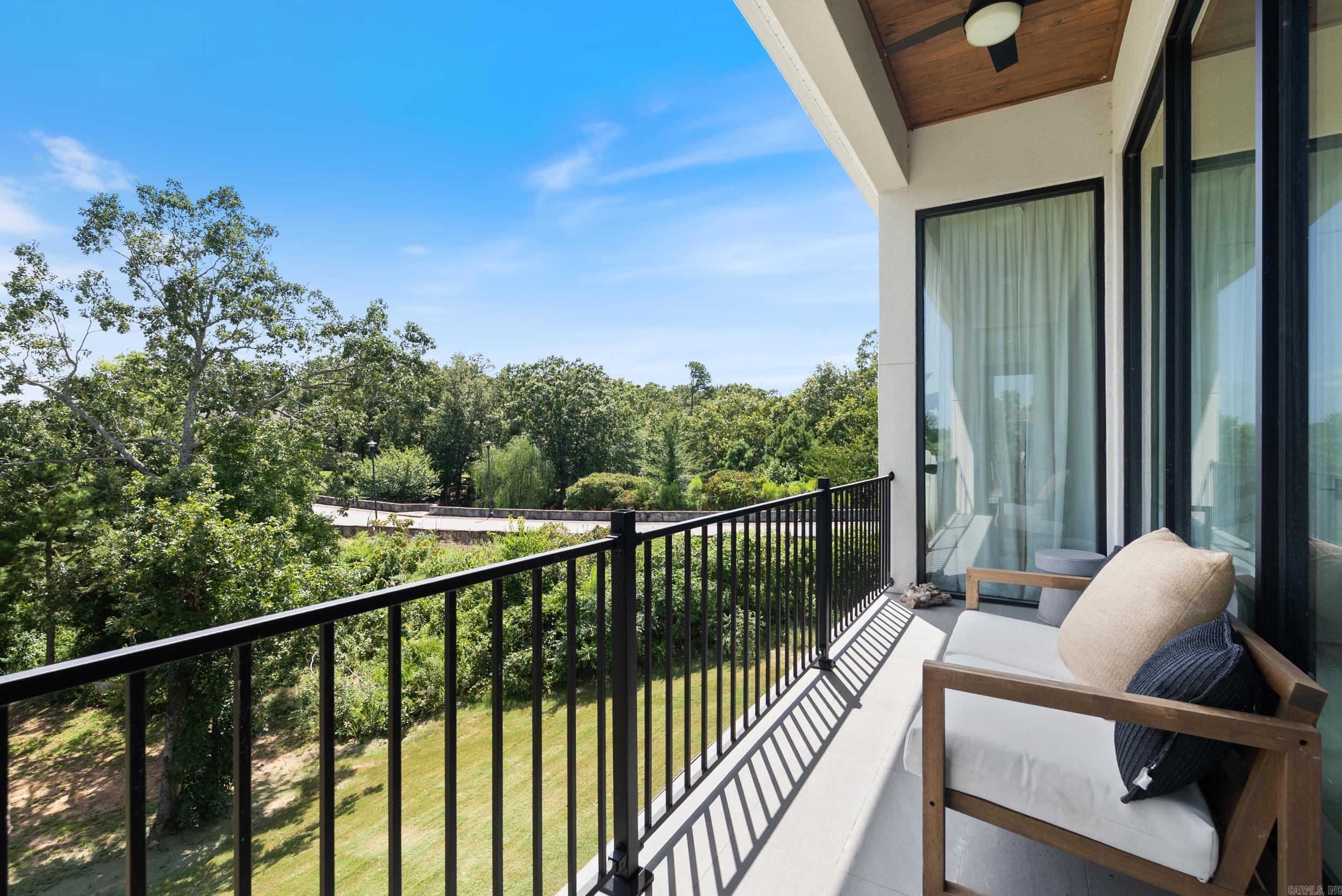 STONE RIDGE AT CYPRESS CREEK - Residential