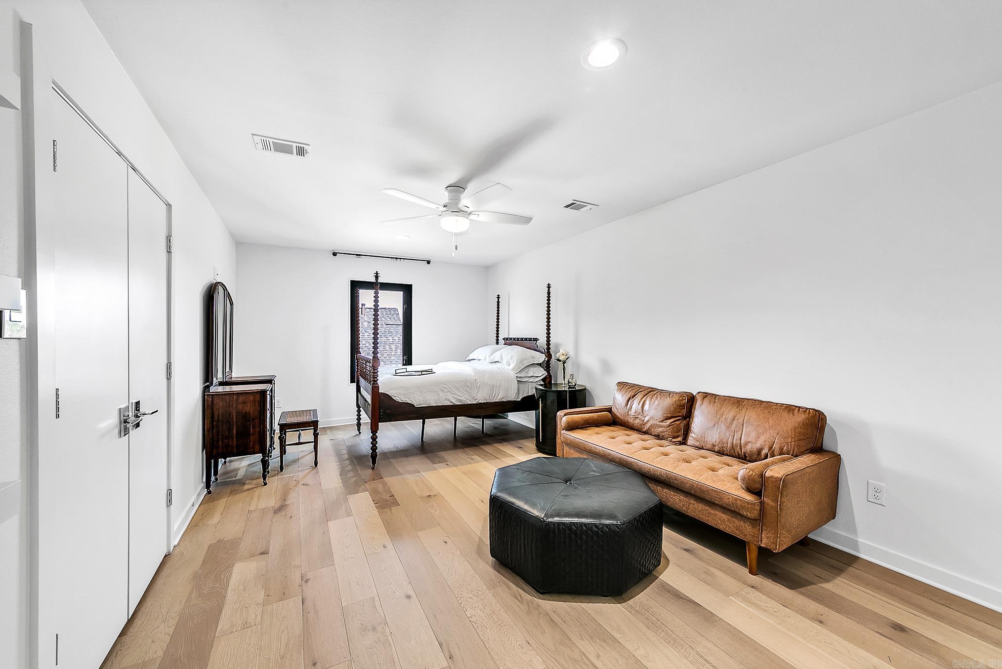 STONE RIDGE AT CYPRESS CREEK - Residential