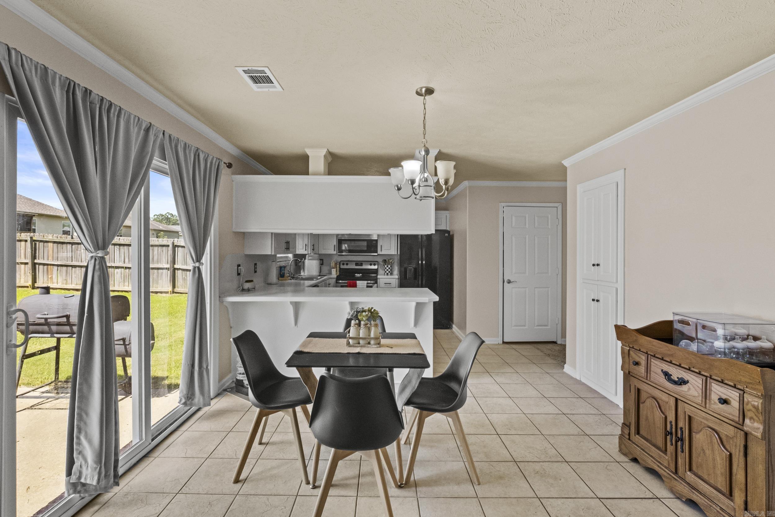 SILVER STREAK - Residential