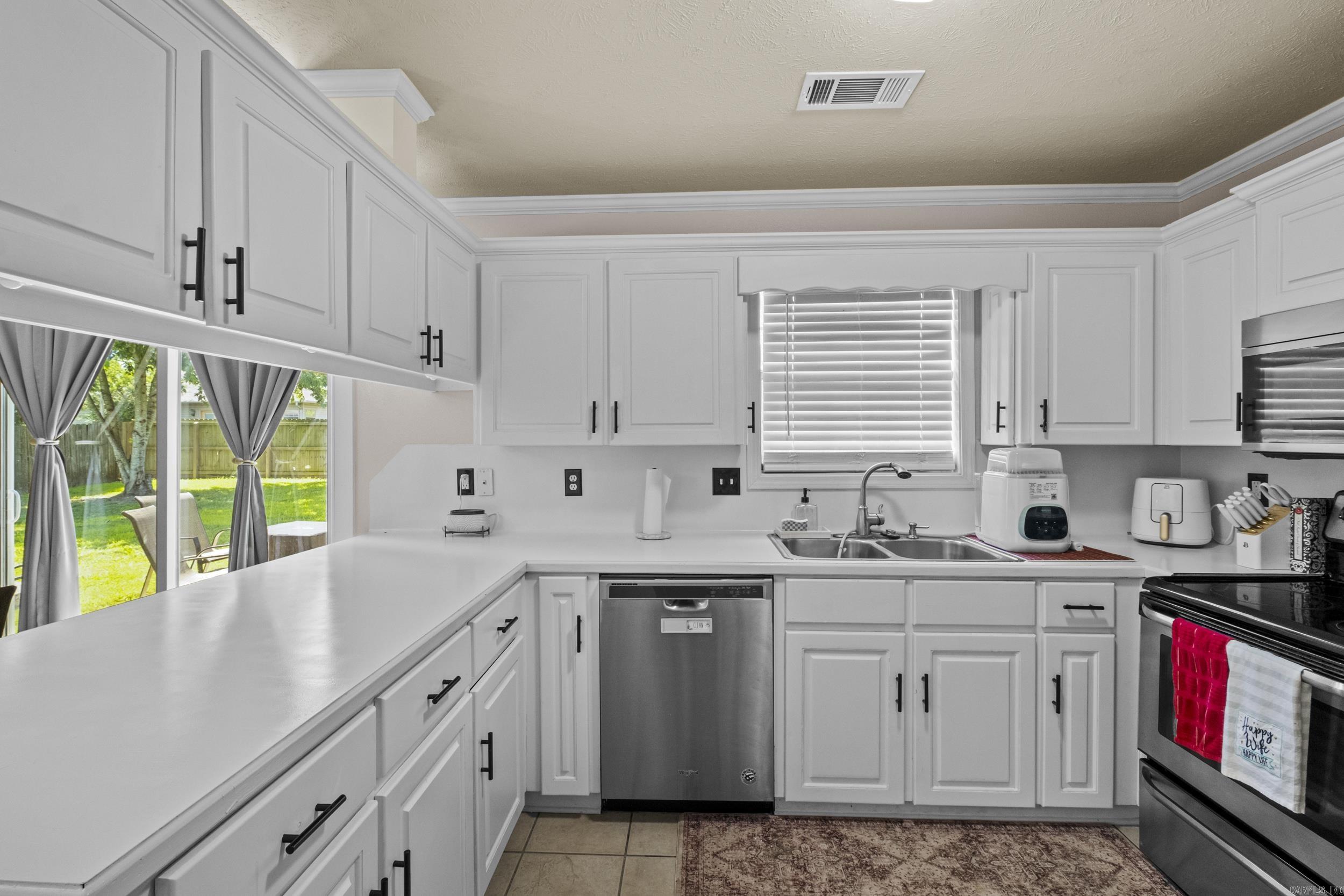 SILVER STREAK - Residential