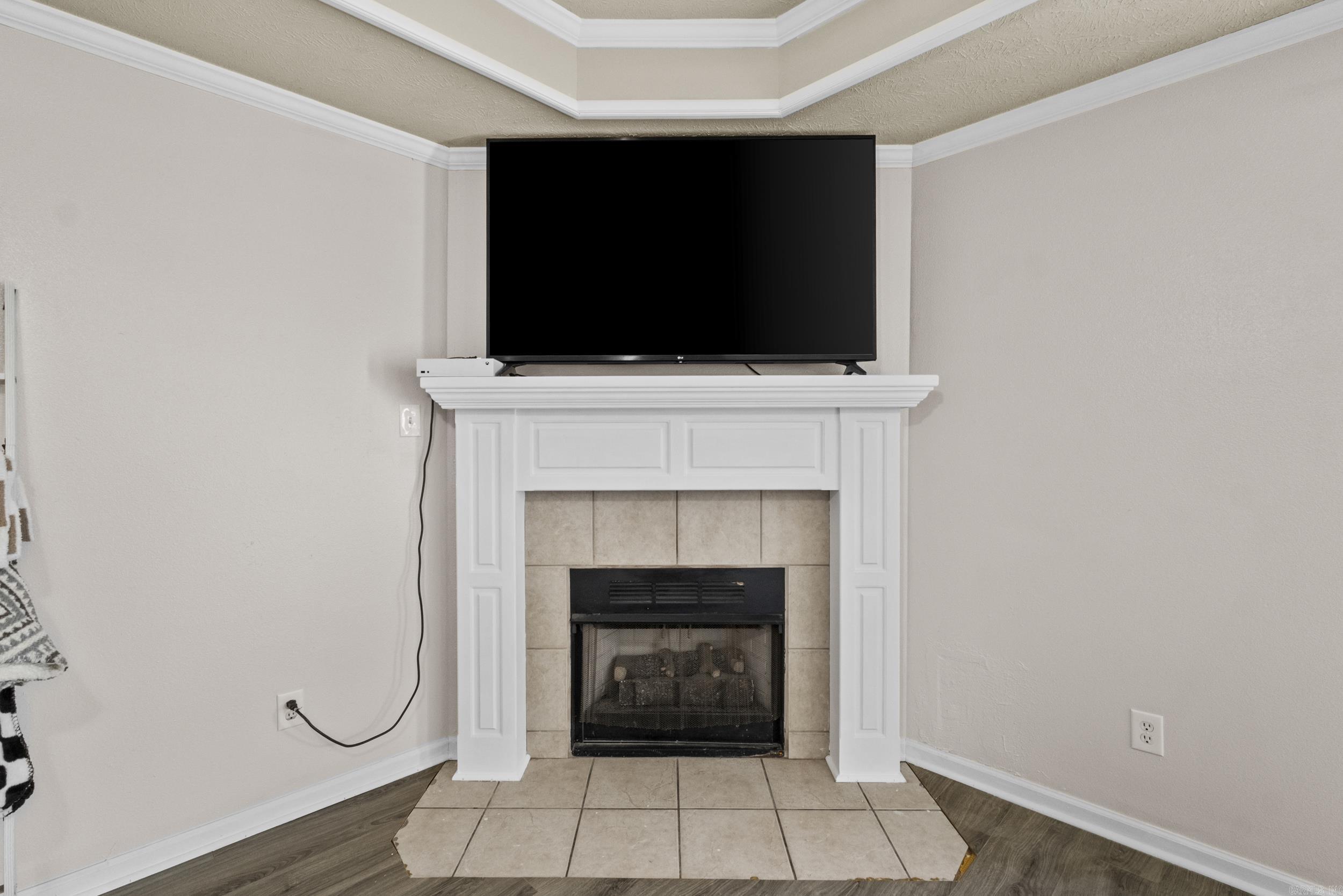 SILVER STREAK - Residential