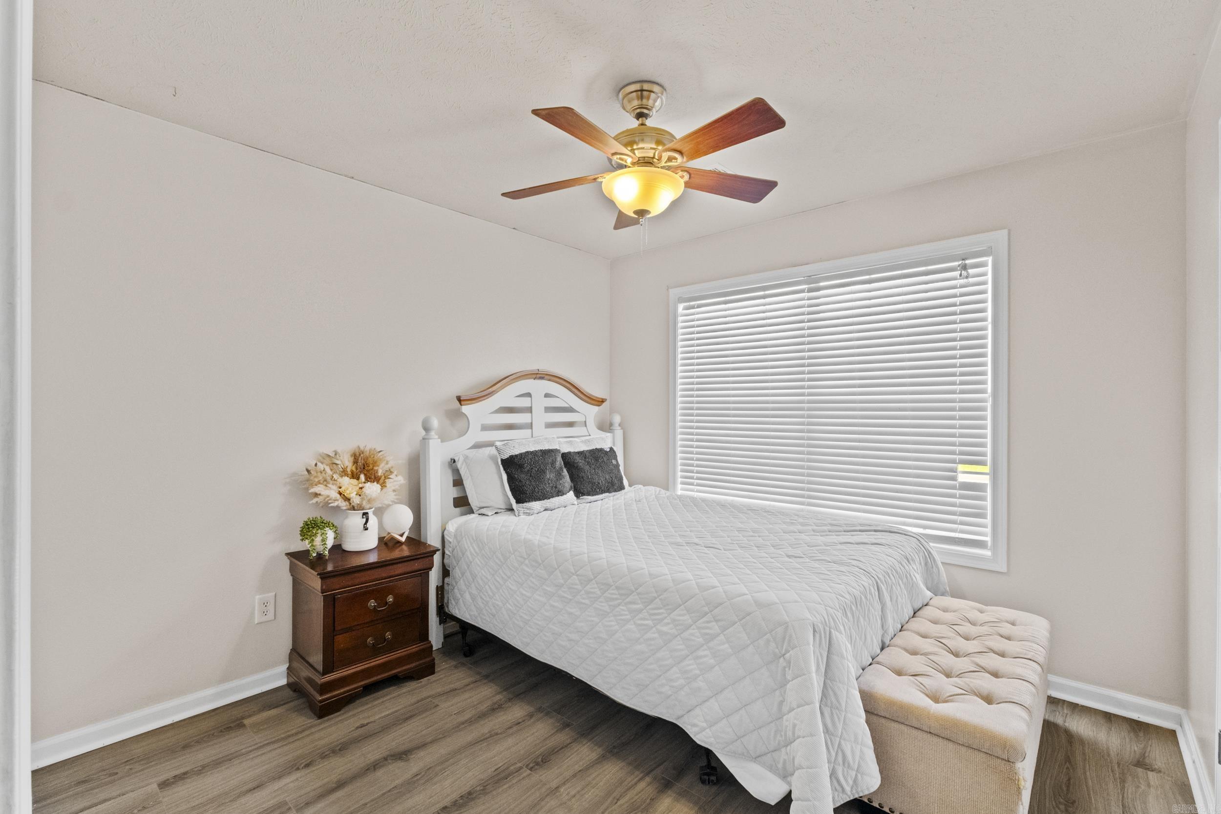 SILVER STREAK - Residential