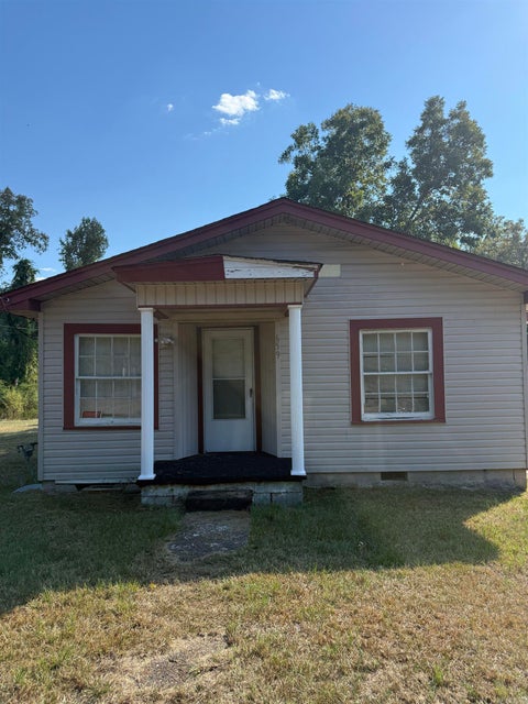 Photo of 659 Pearl Street, Camden, AR 71701 (MLS # 26042214)