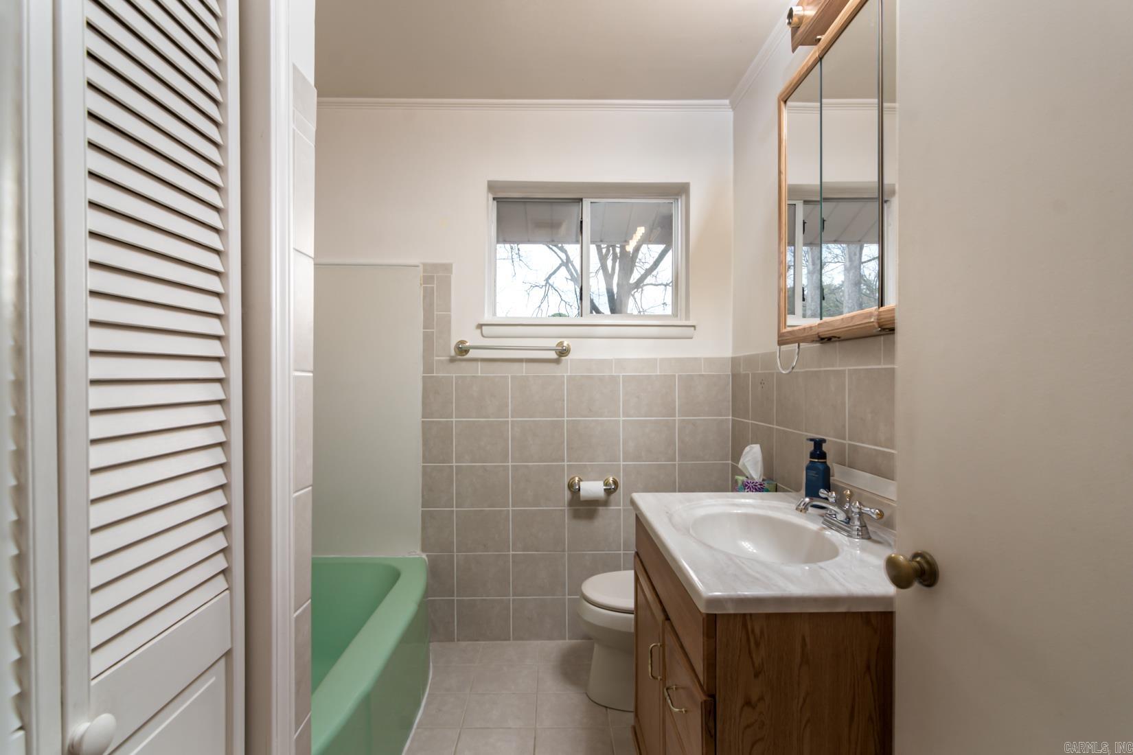 BROADMOOR ADDN - Residential