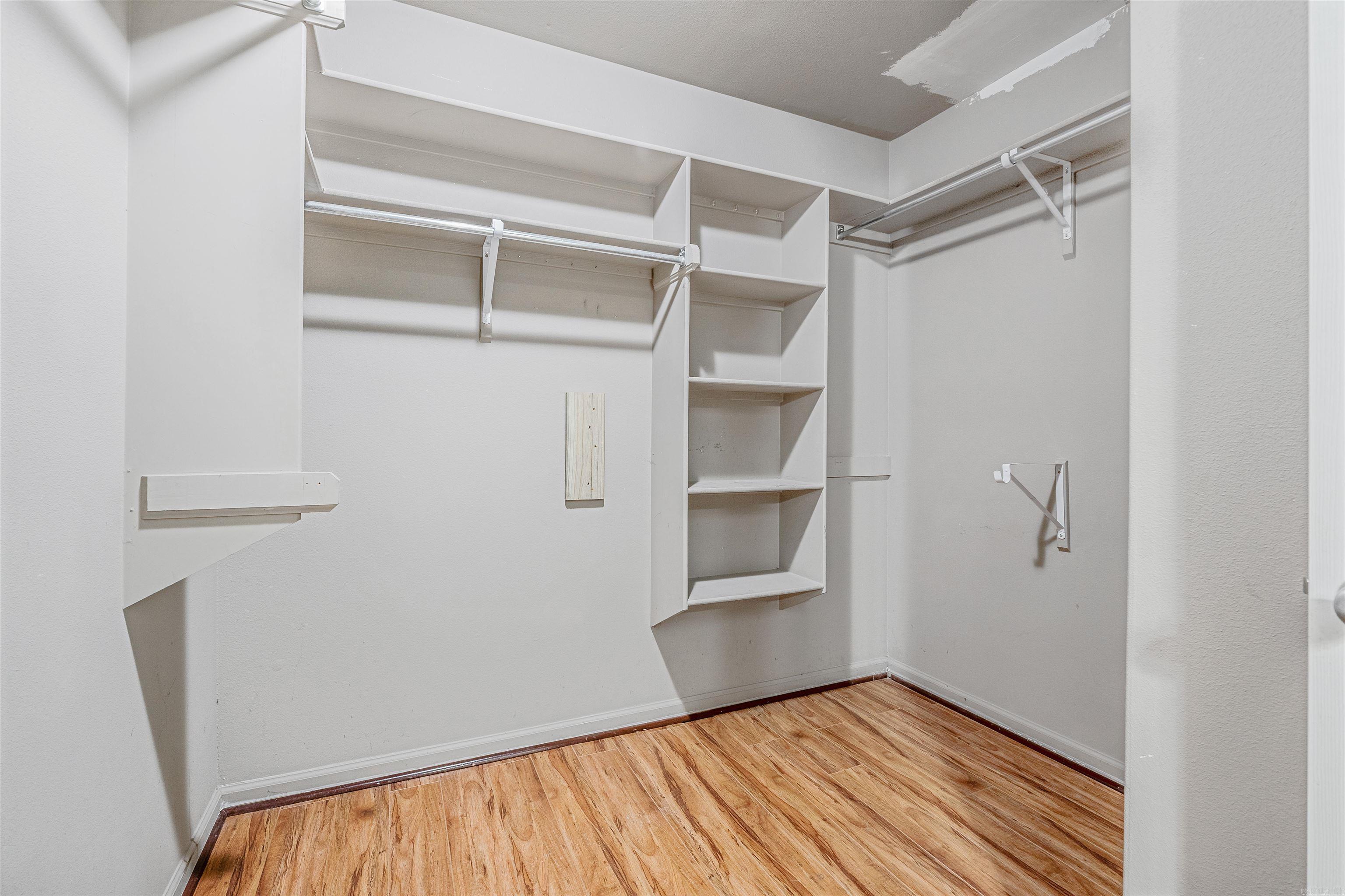 WEATHERING HEIGHTS - Residential