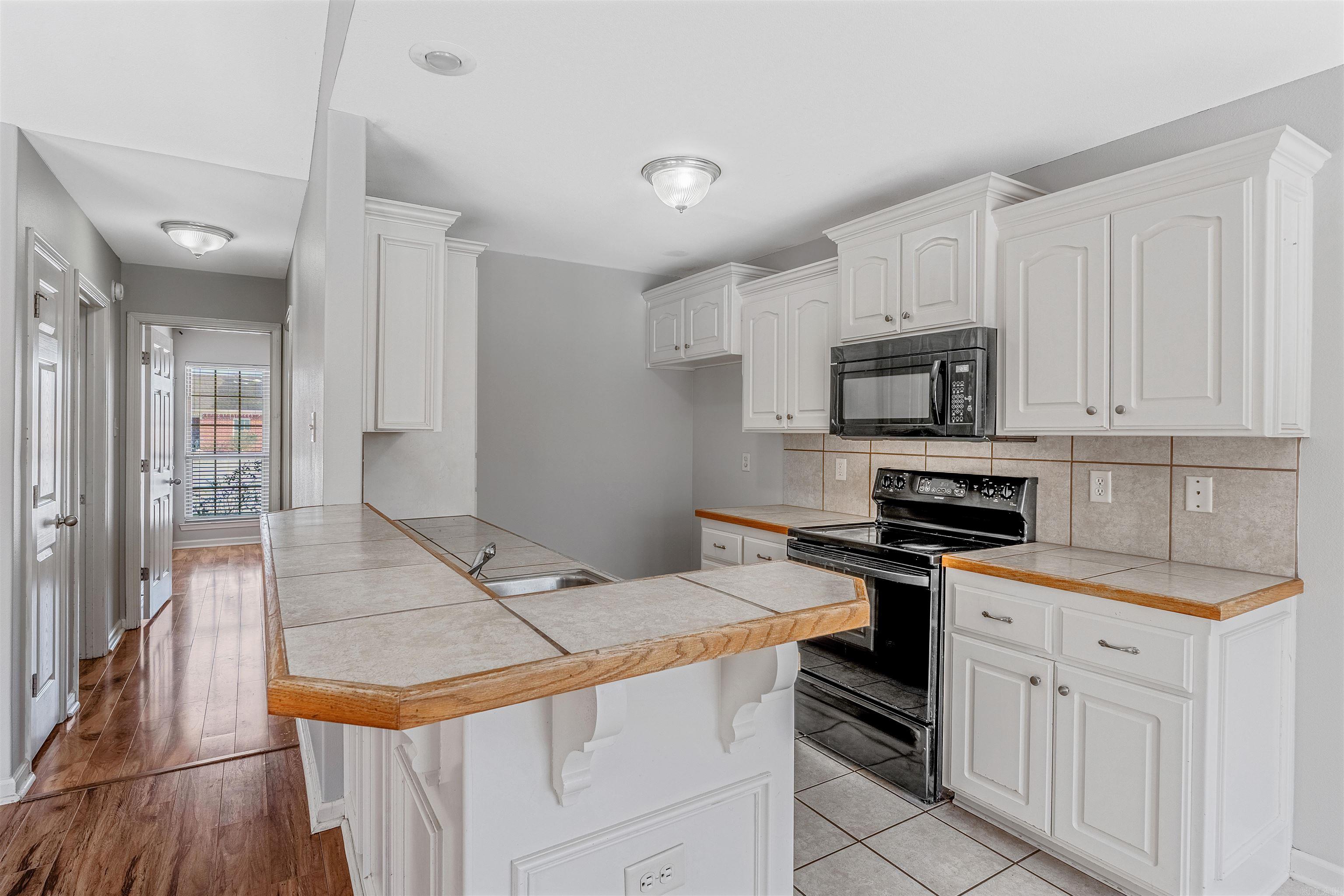 WEATHERING HEIGHTS - Residential