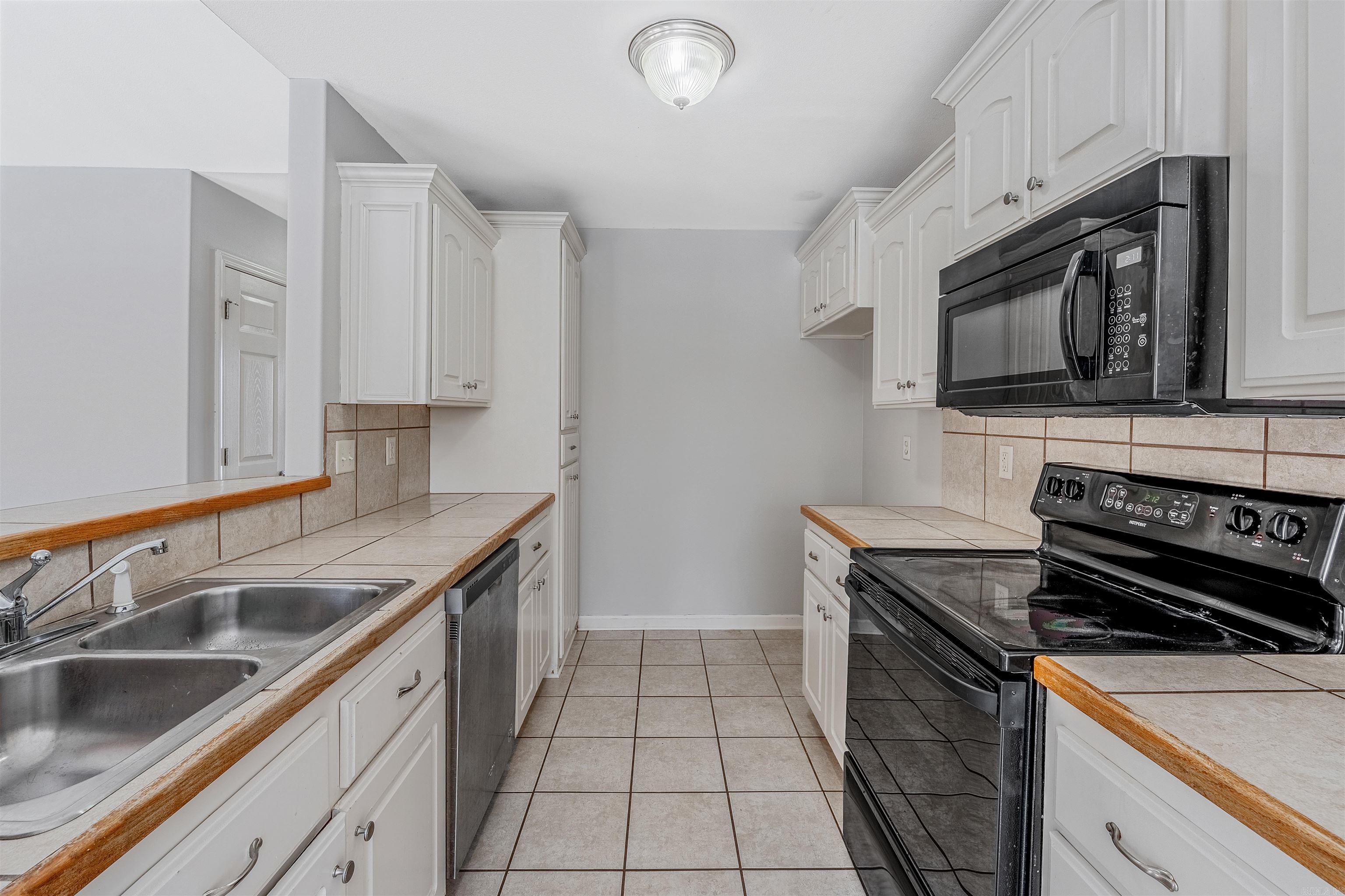 WEATHERING HEIGHTS - Residential