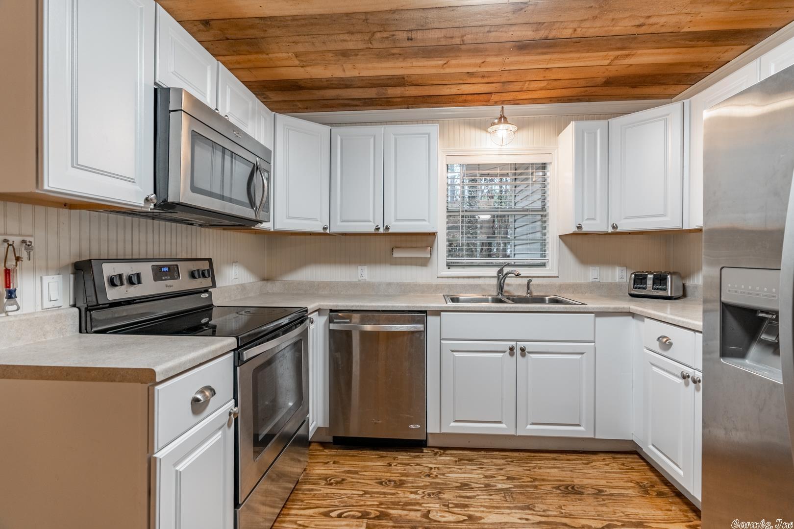 SMITH SEQUOIA - Residential