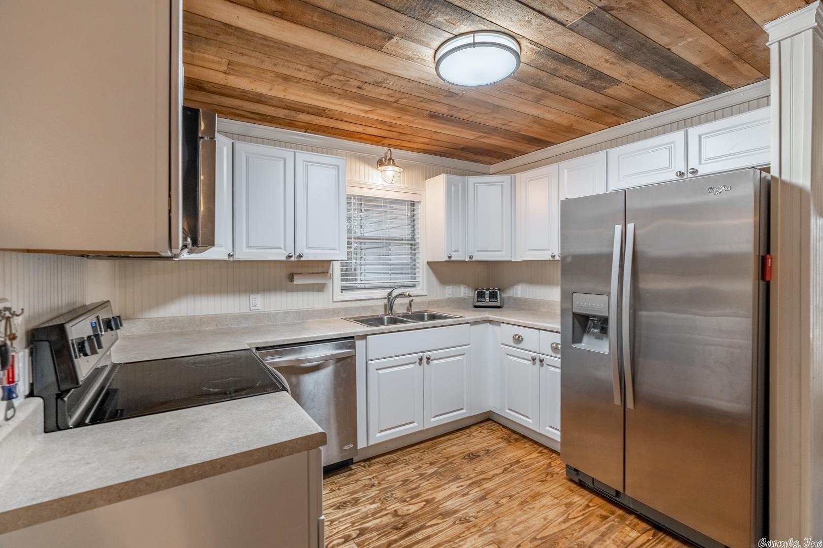 SMITH SEQUOIA - Residential