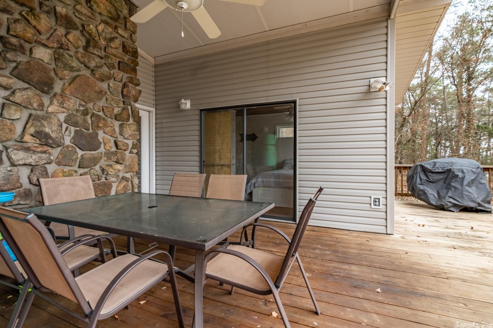 SMITH SEQUOIA - Residential