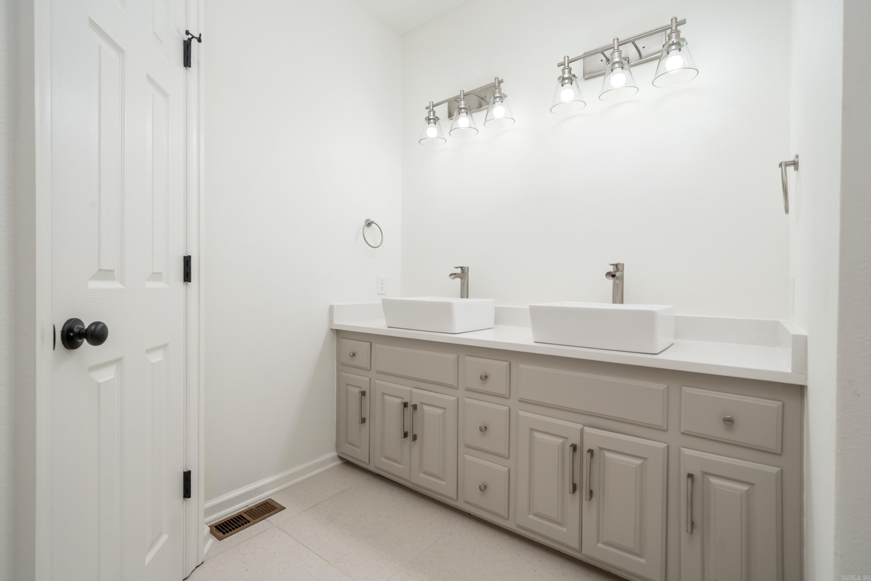 STRATFORD GREEN - Residential