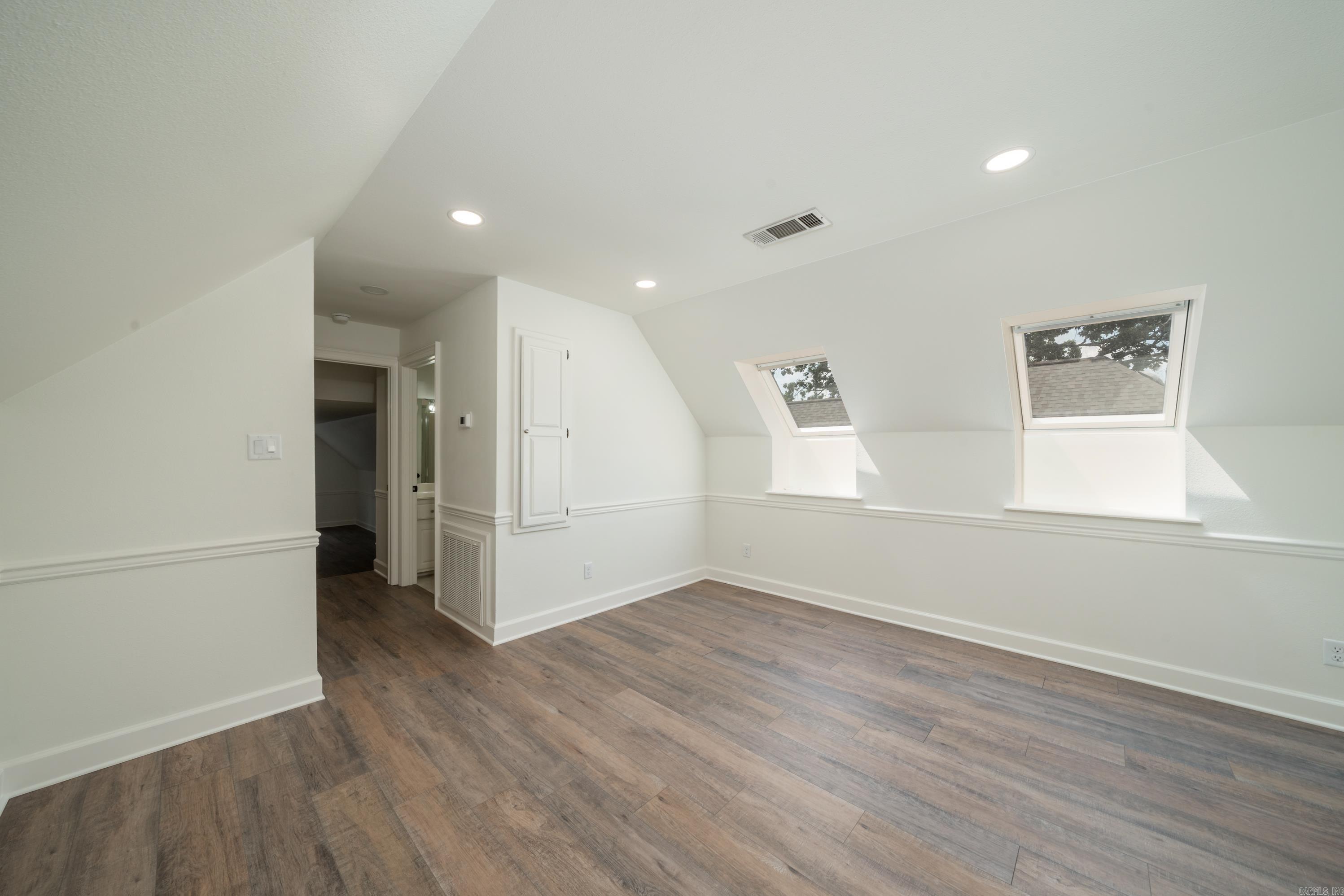 STRATFORD GREEN - Residential