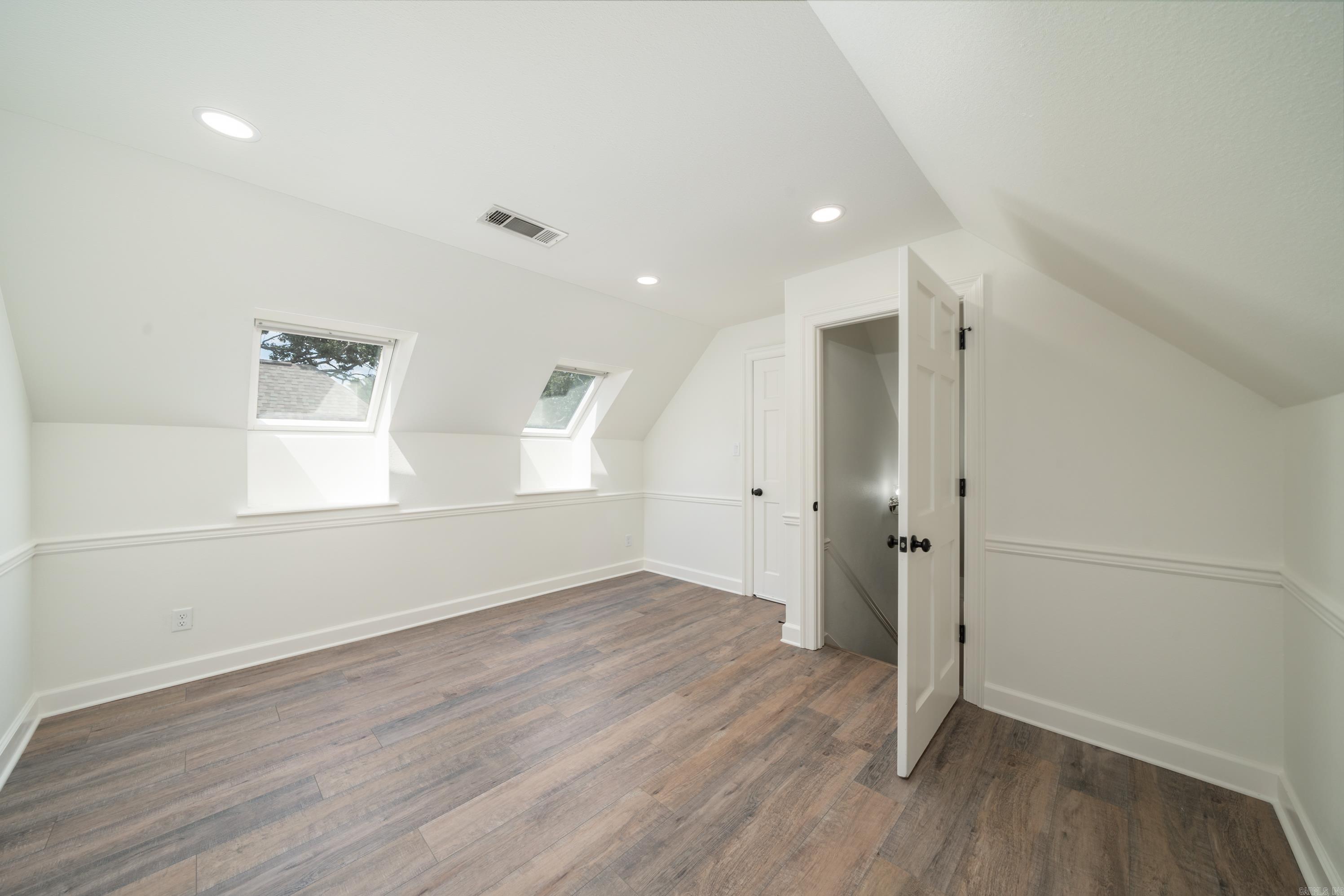 STRATFORD GREEN - Residential