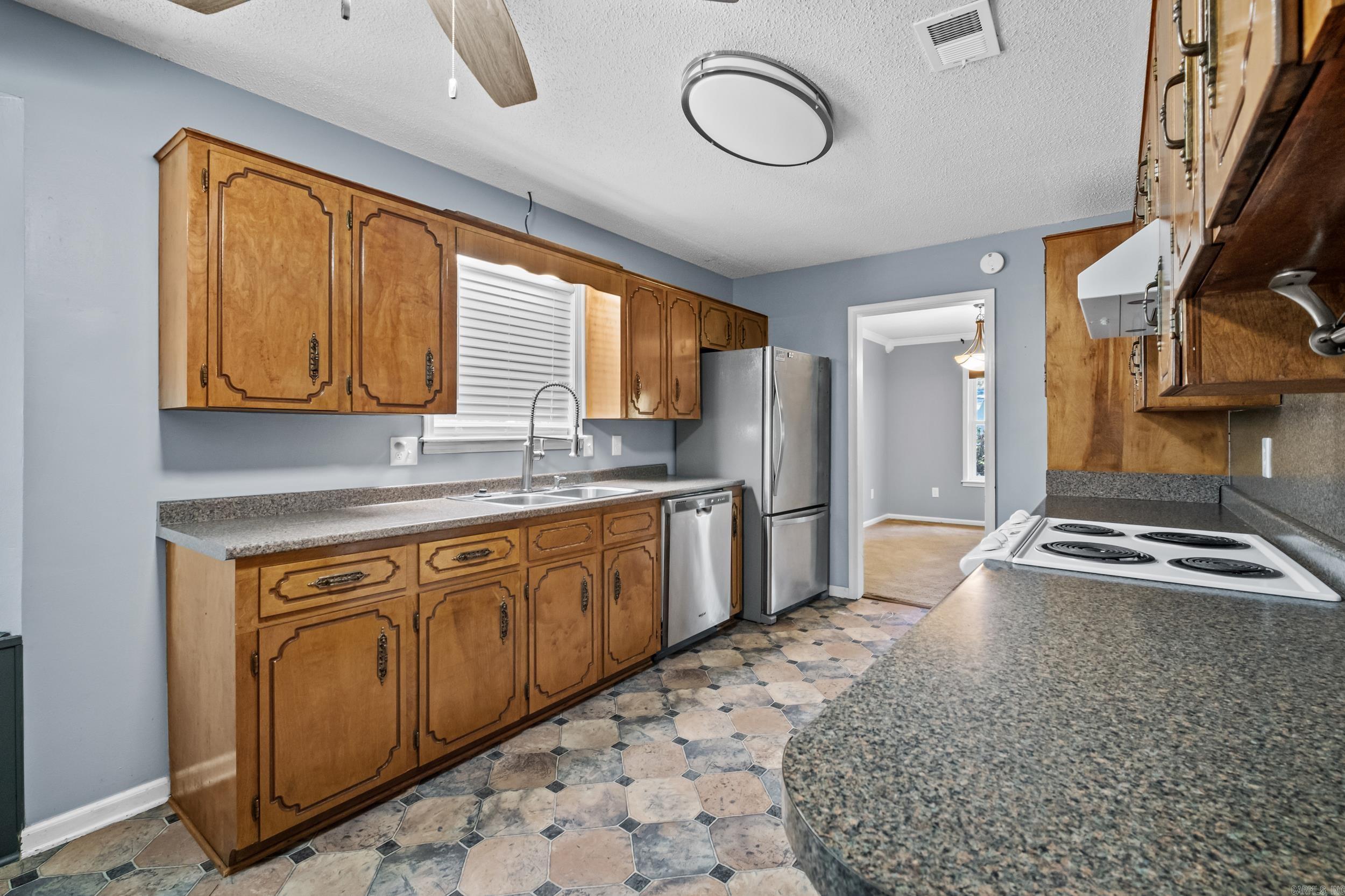 LAUREL HEIGHTS ADD - Residential