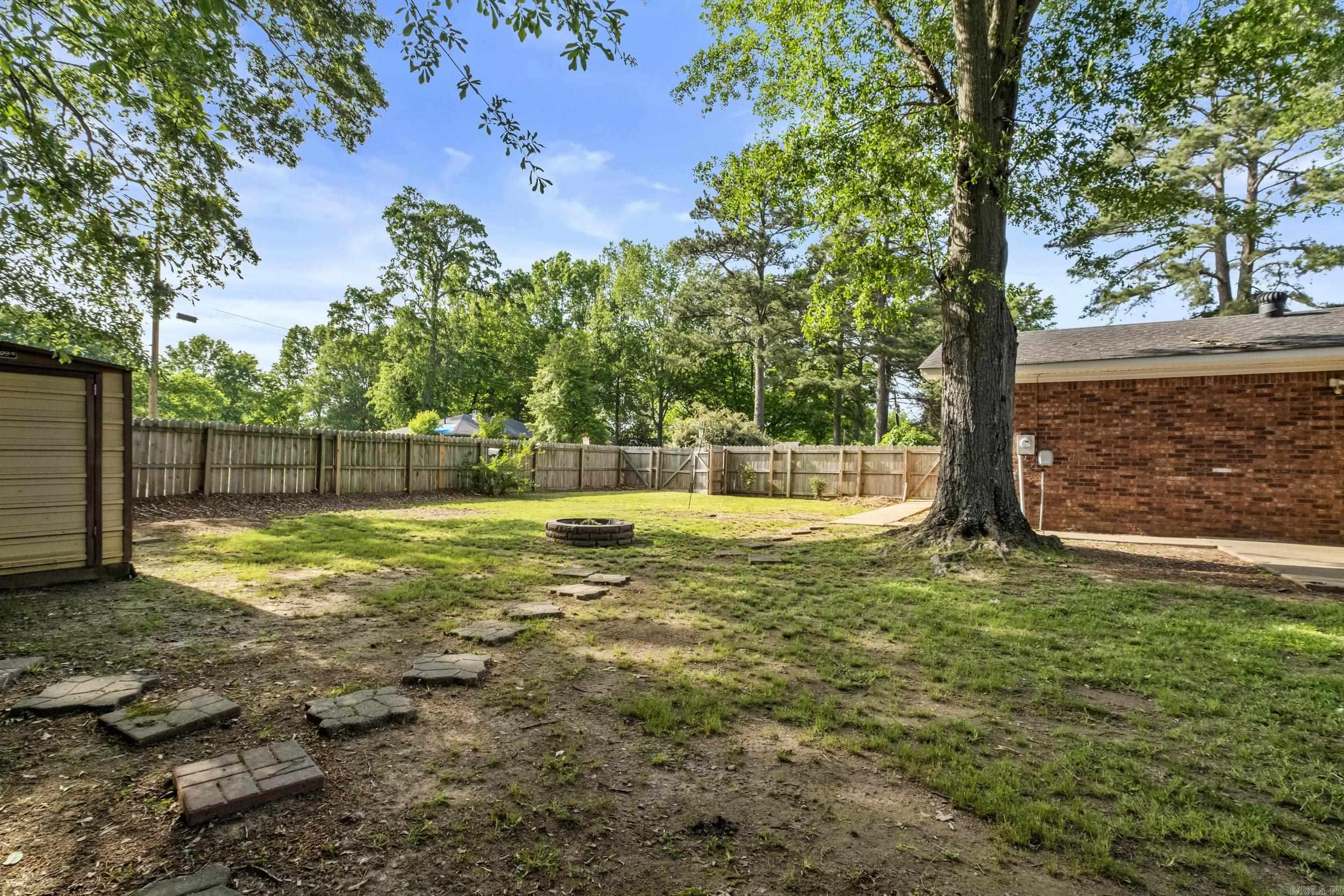 LAUREL HEIGHTS ADD - Residential