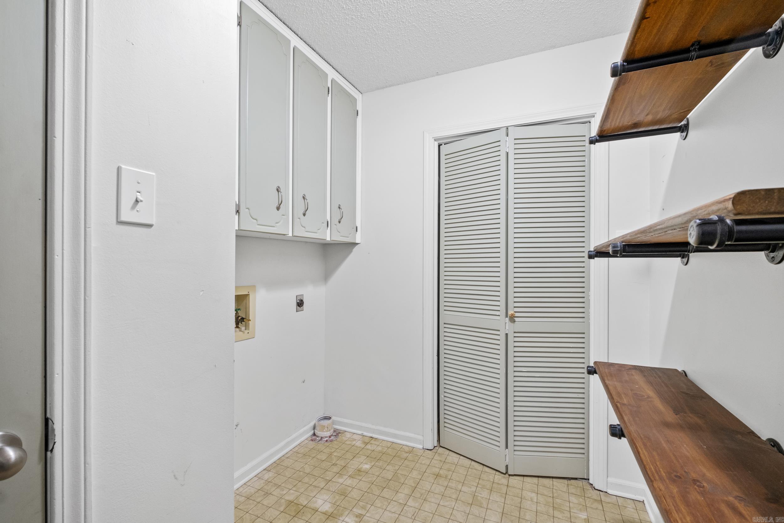 LAUREL HEIGHTS ADD - Residential