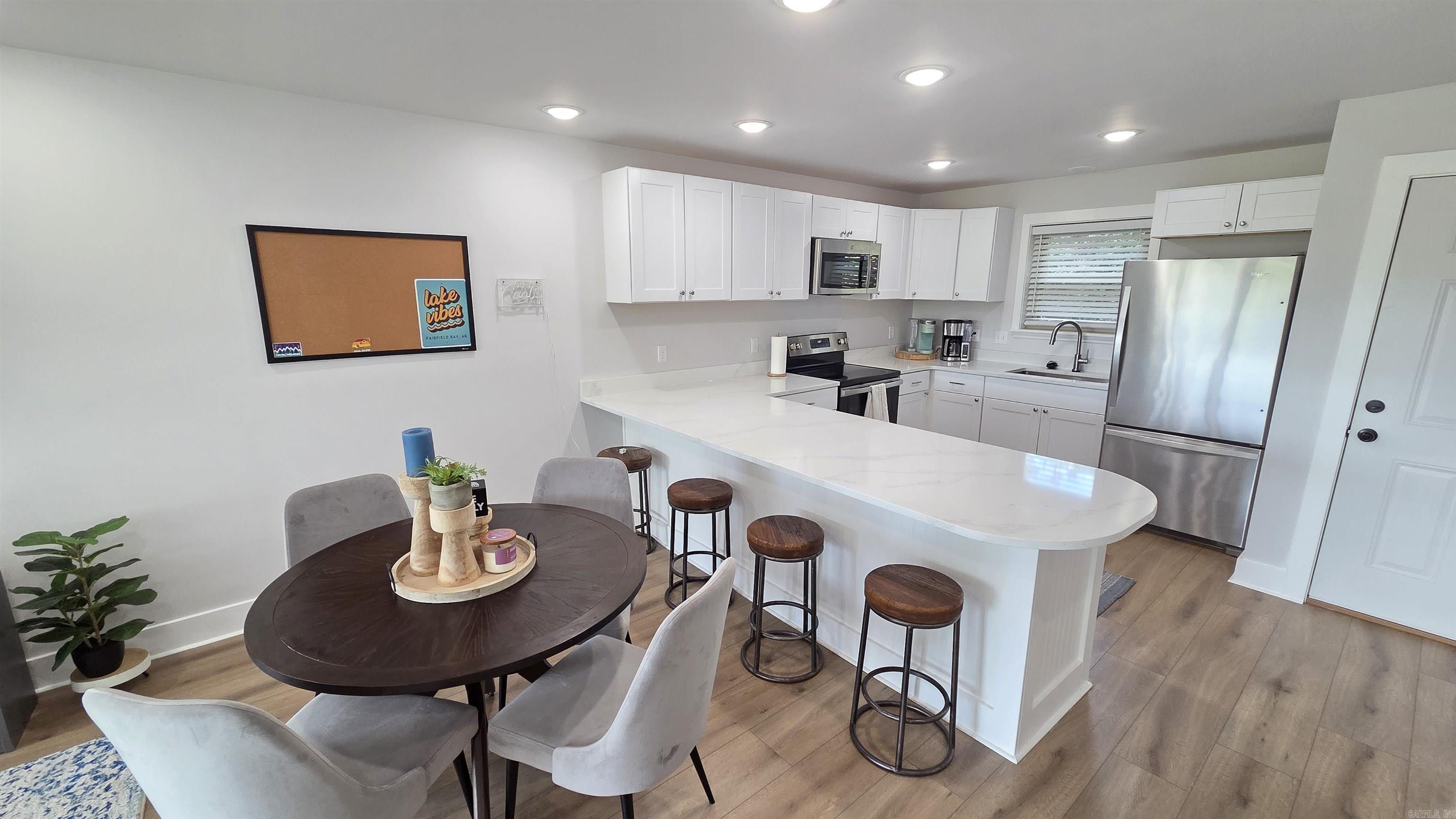 CLIFFSIDE LODGE - Residential