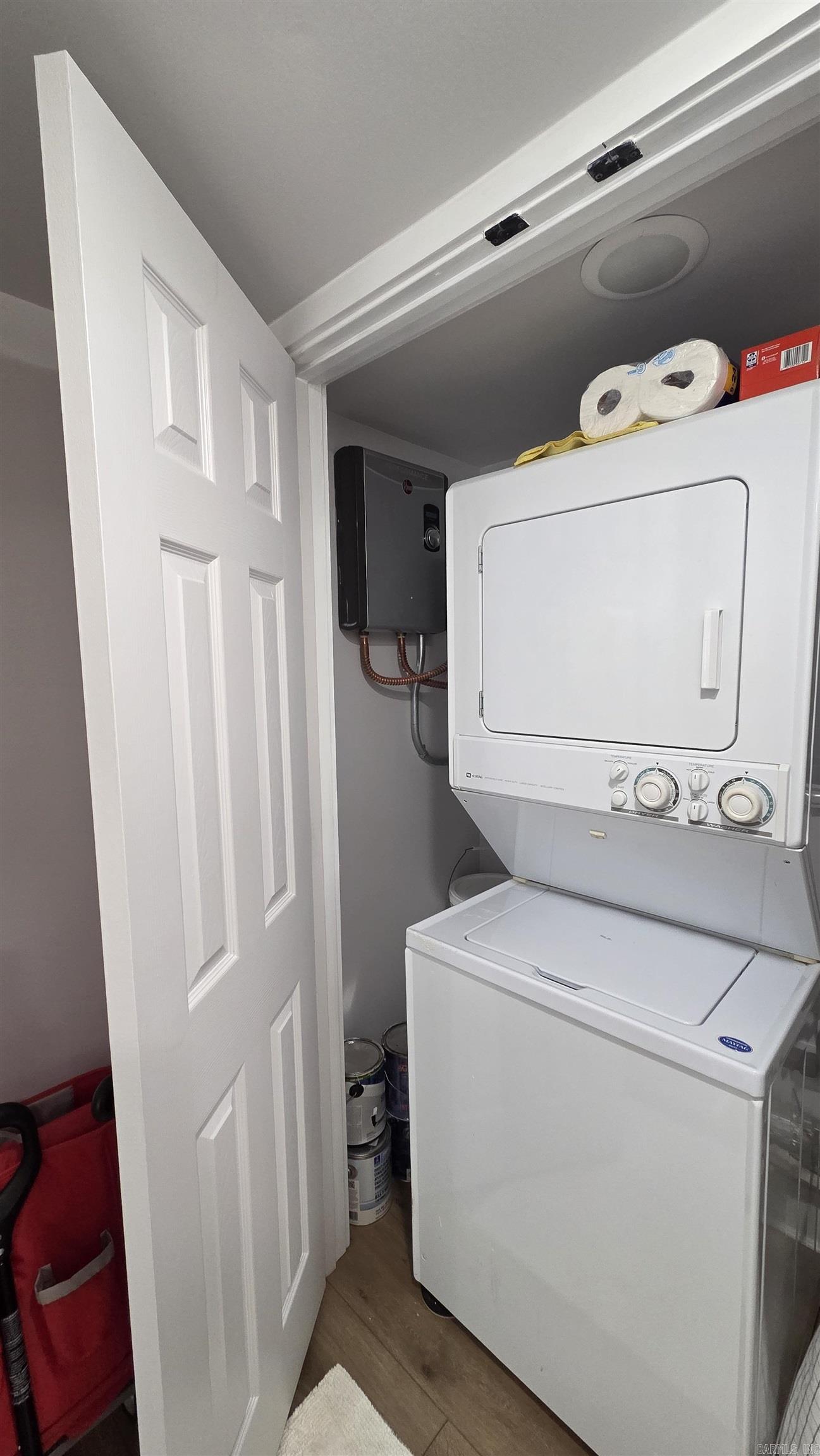 CLIFFSIDE LODGE - Residential