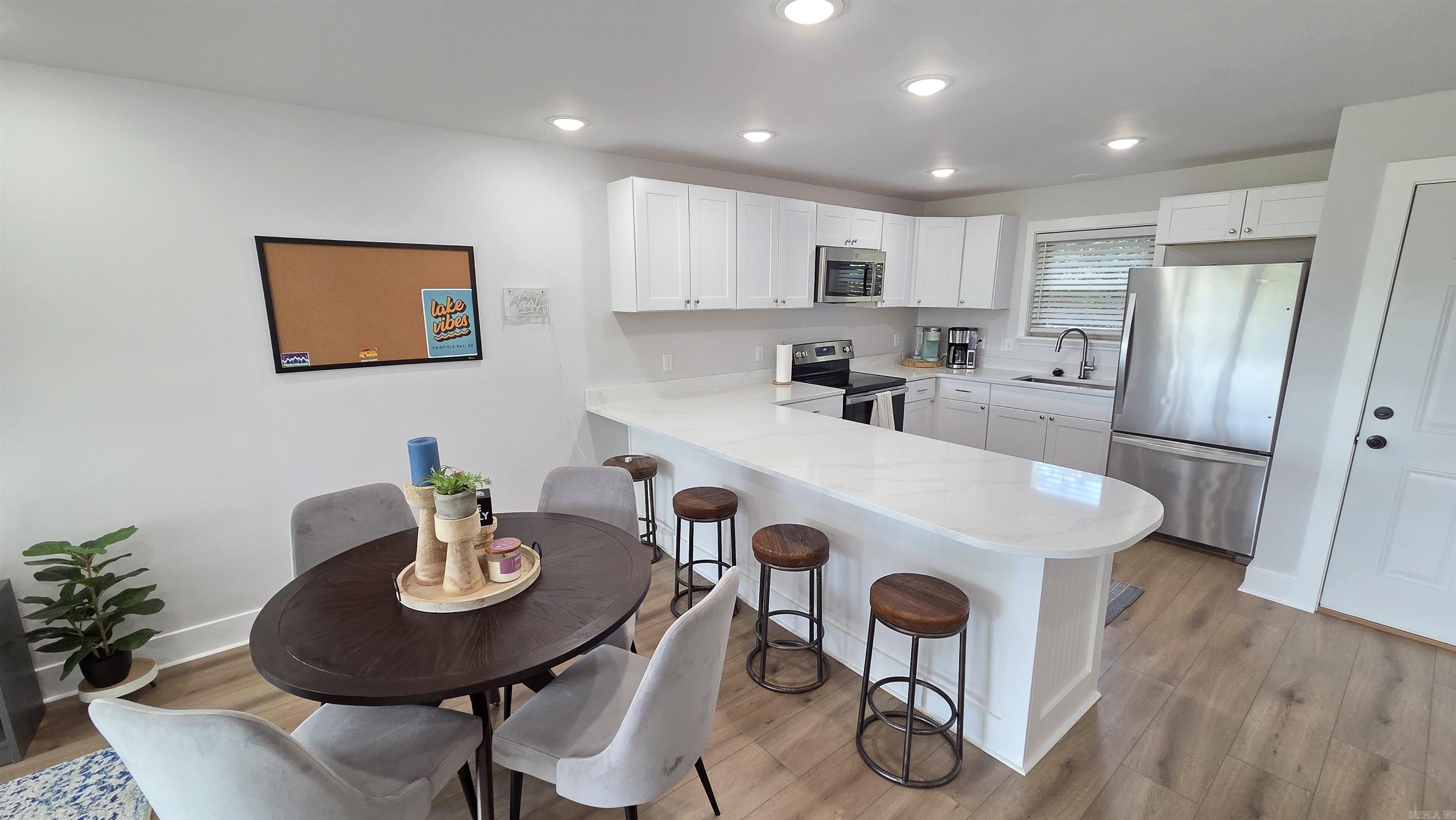 CLIFFSIDE LODGE - Residential