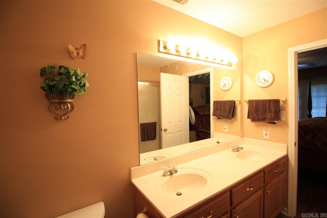 ANGEL COURT - Residential