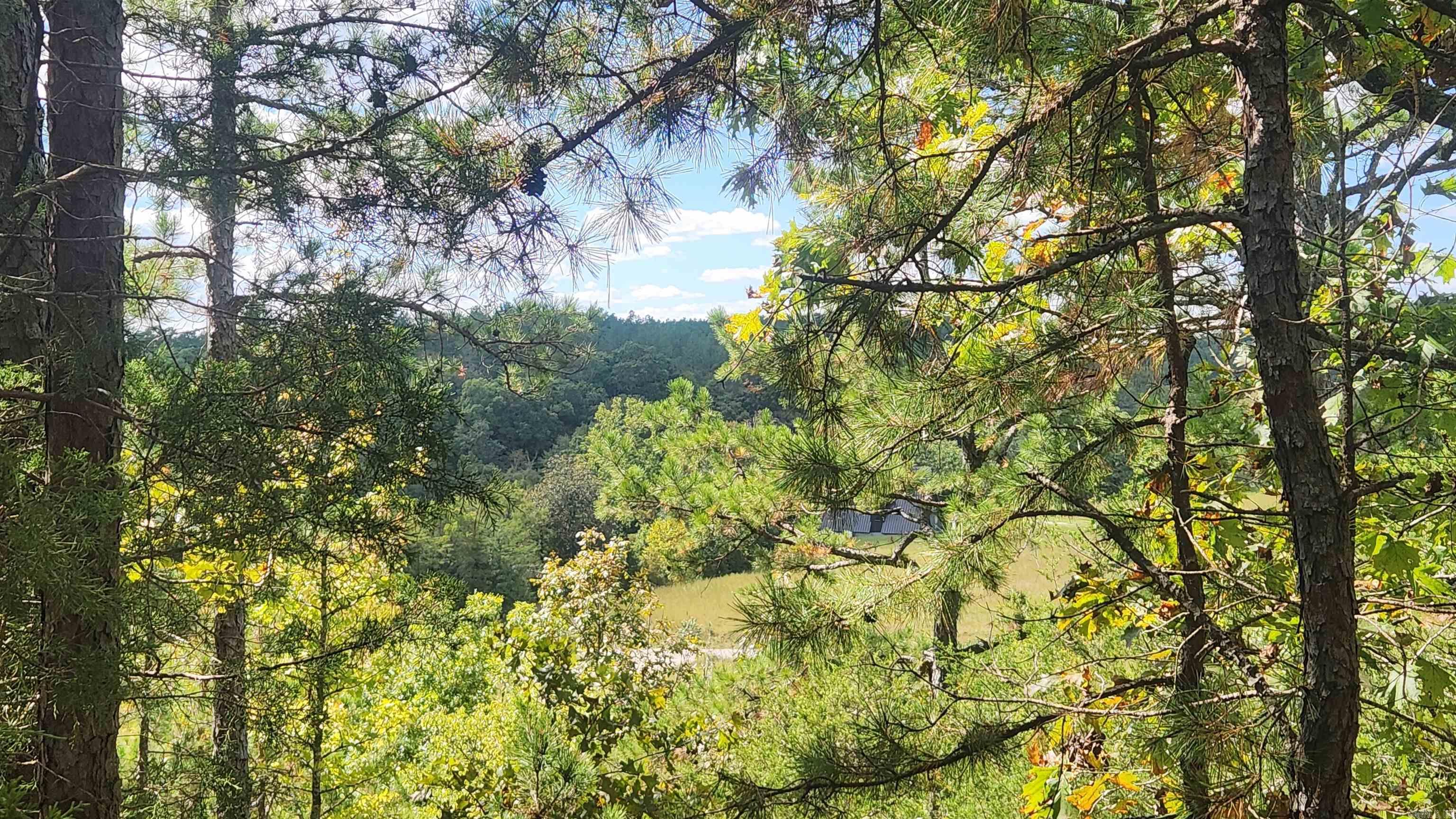 REVAS RETREAT - Land